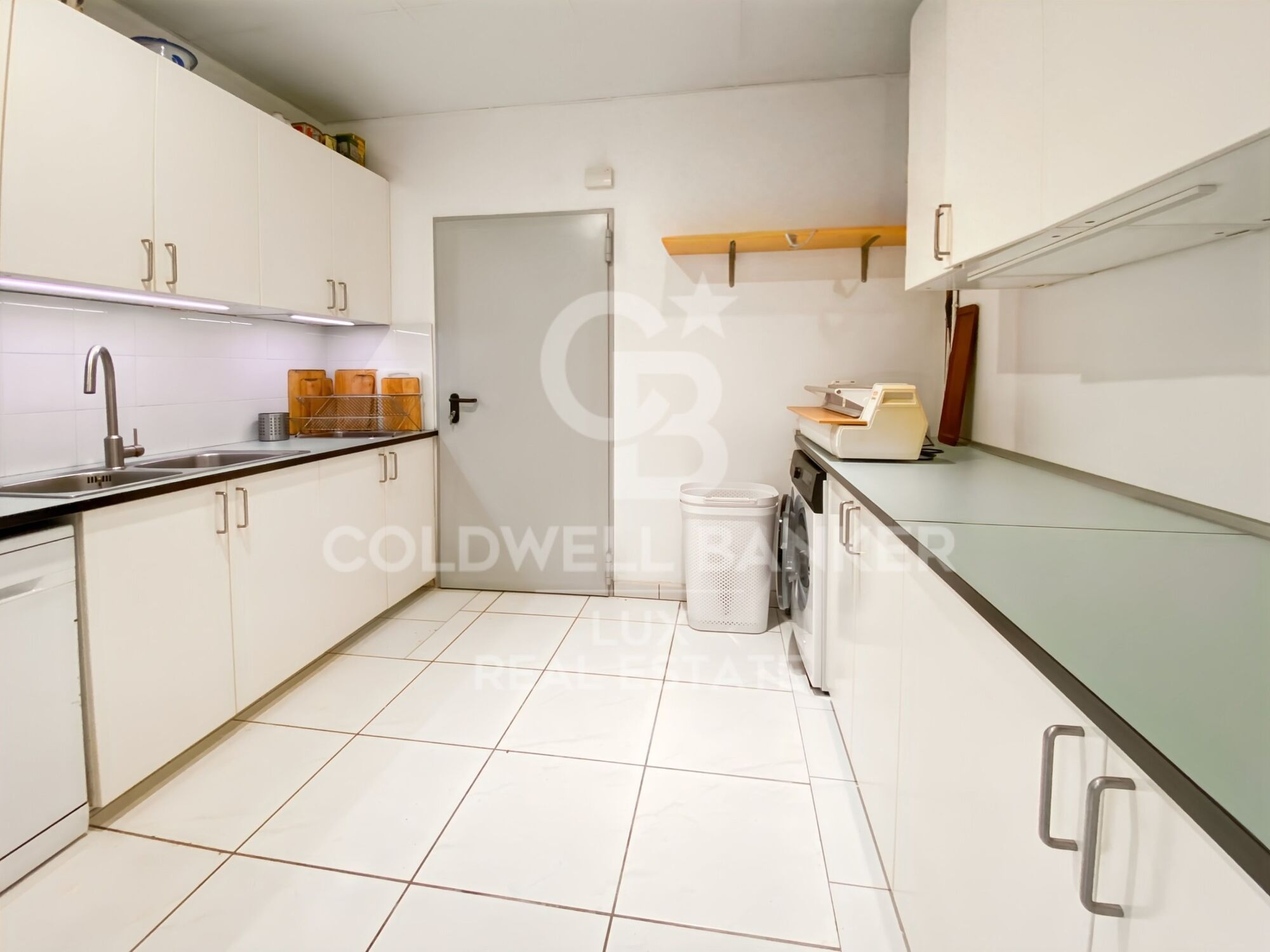 Maison d'hôtes avec licence, jardin, piscine et nombreuses possibilités d'extension