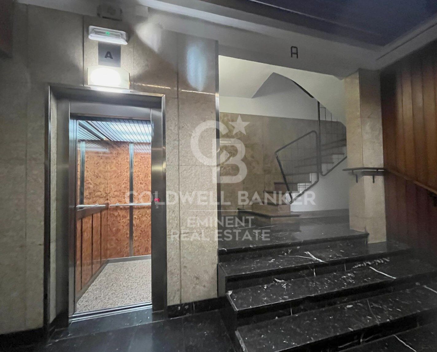 Piso alto y tranquilo en calle París