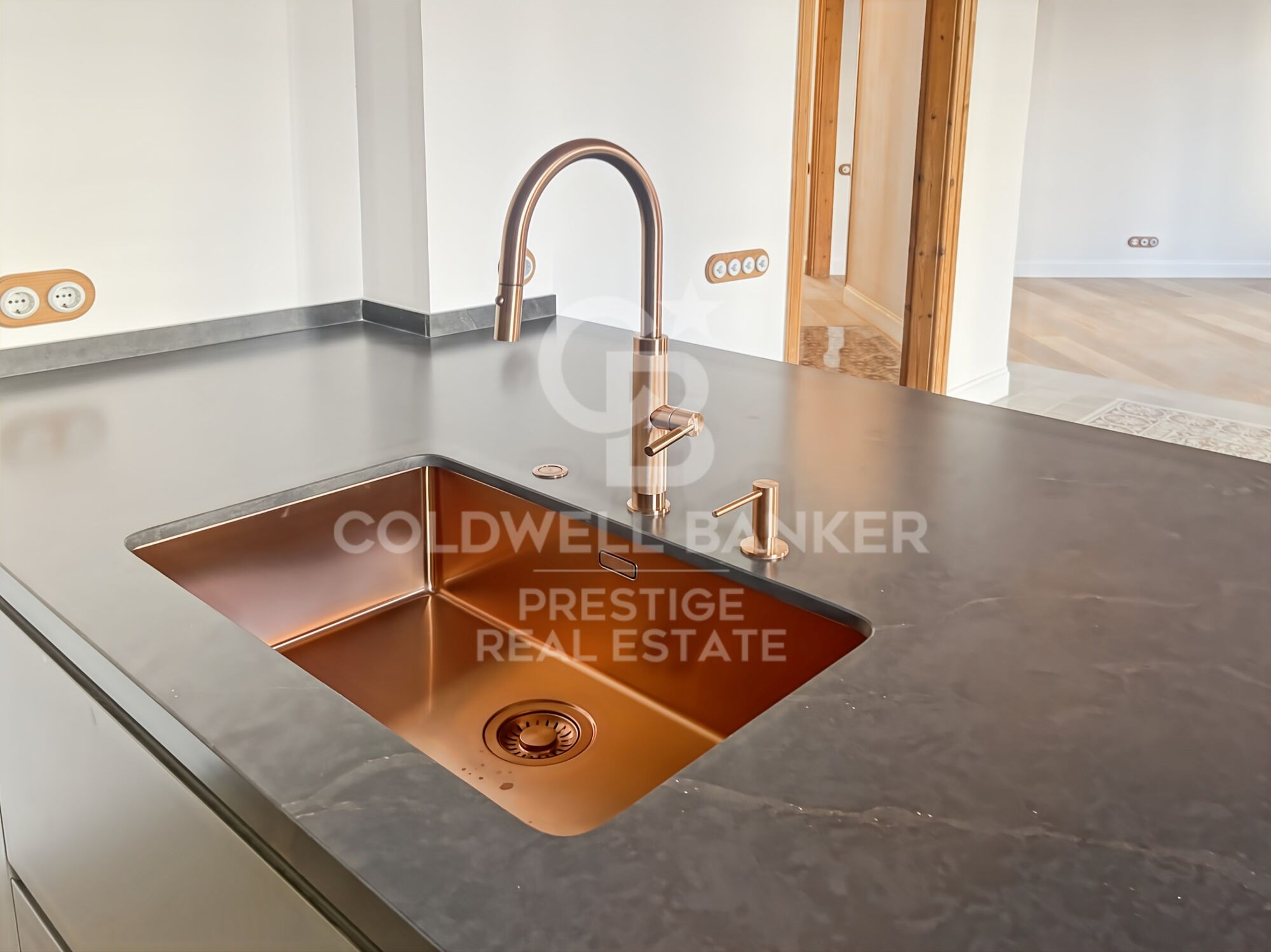 Appartement neuf avec 3 suites dans Eixample Dreta, Barcelona