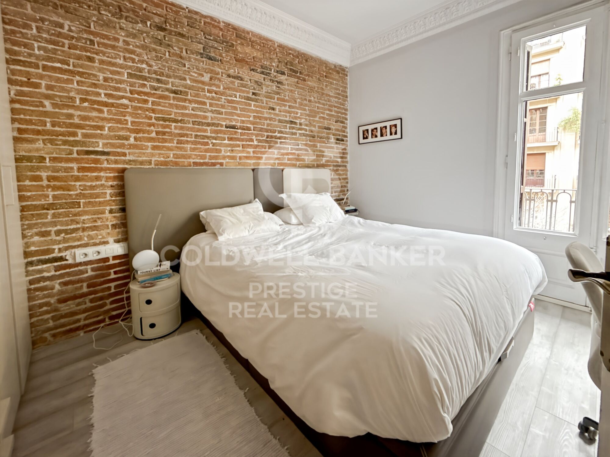 Apartment for sale just steps from Passeig de Sant Joan