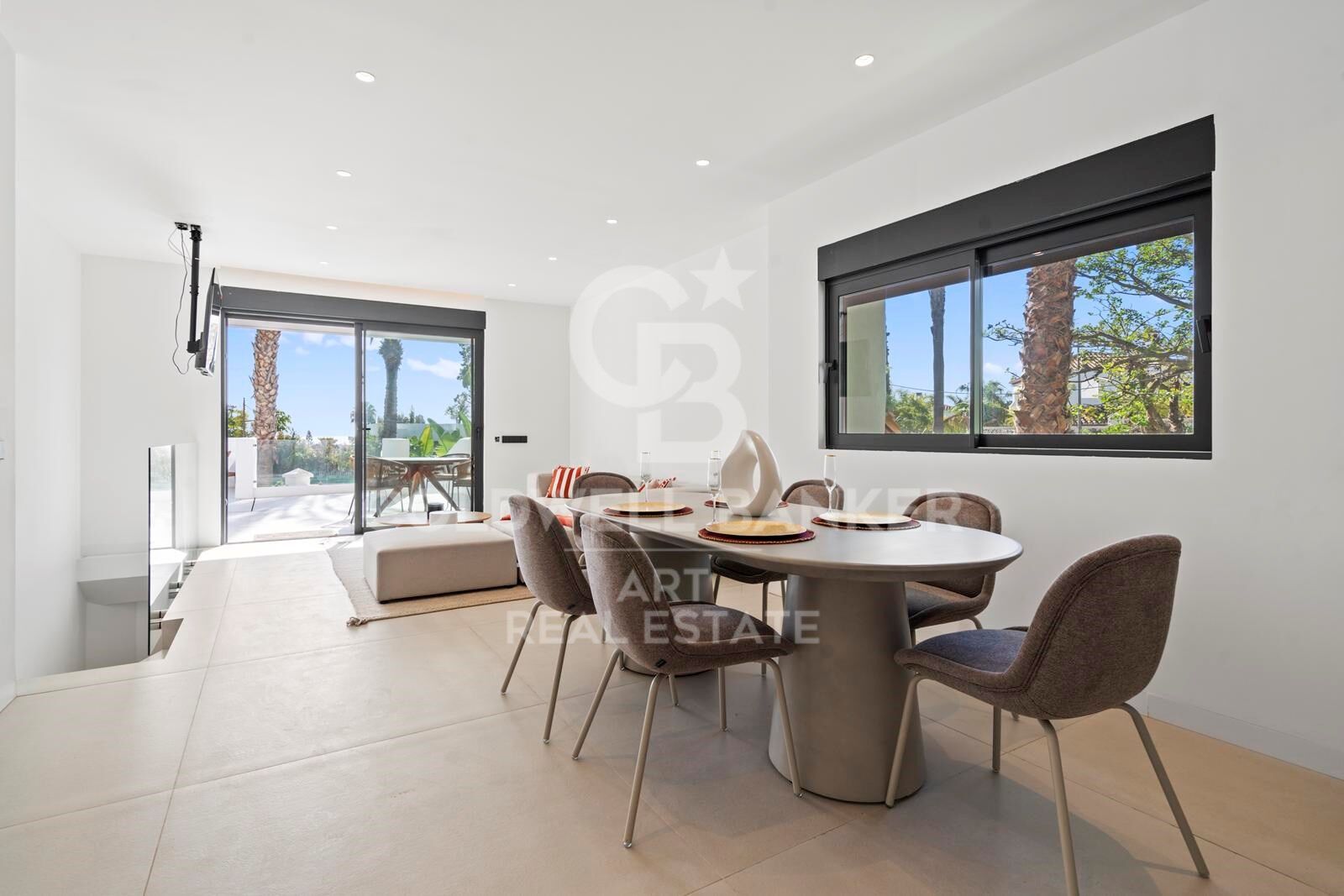 Luxury residential with sea views in Costa del Sol