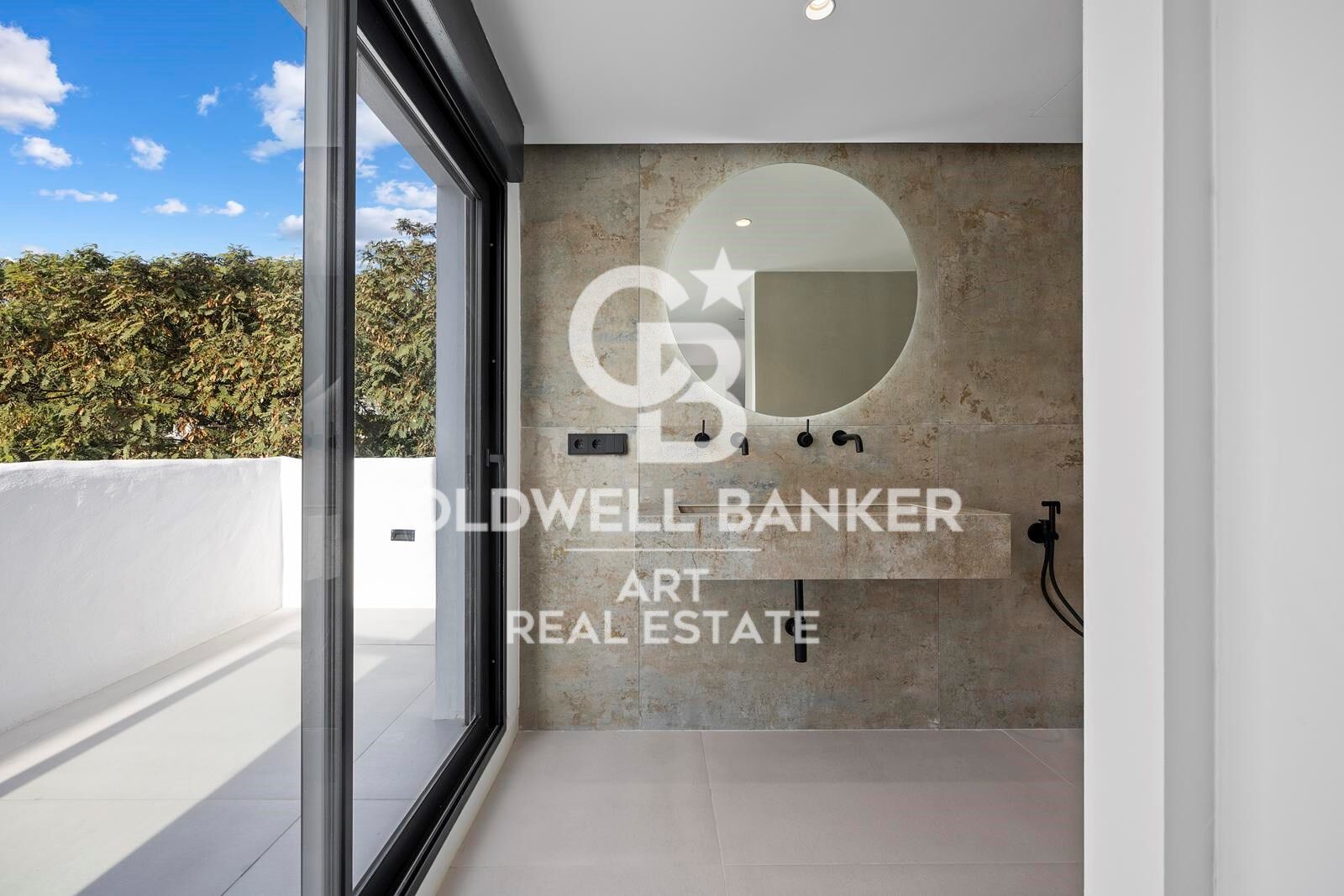 Luxuriöse Wohnanlage mit Meerblick an der Costa del Sol