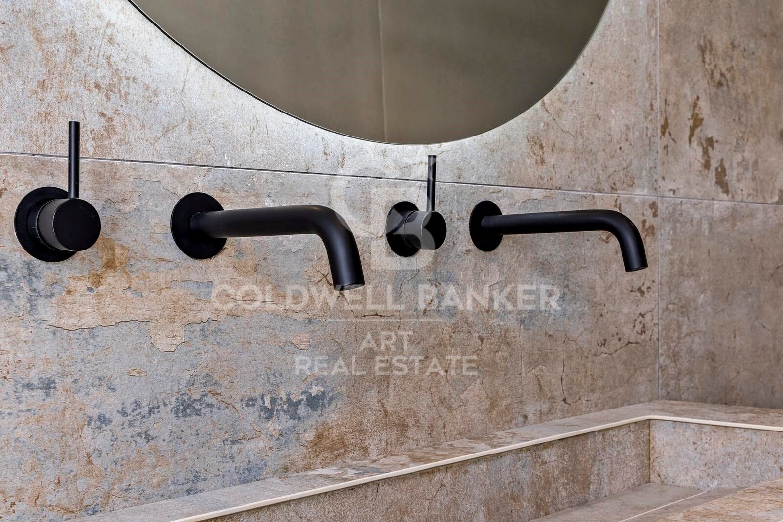 Luxuriöse Wohnanlage mit Meerblick an der Costa del Sol