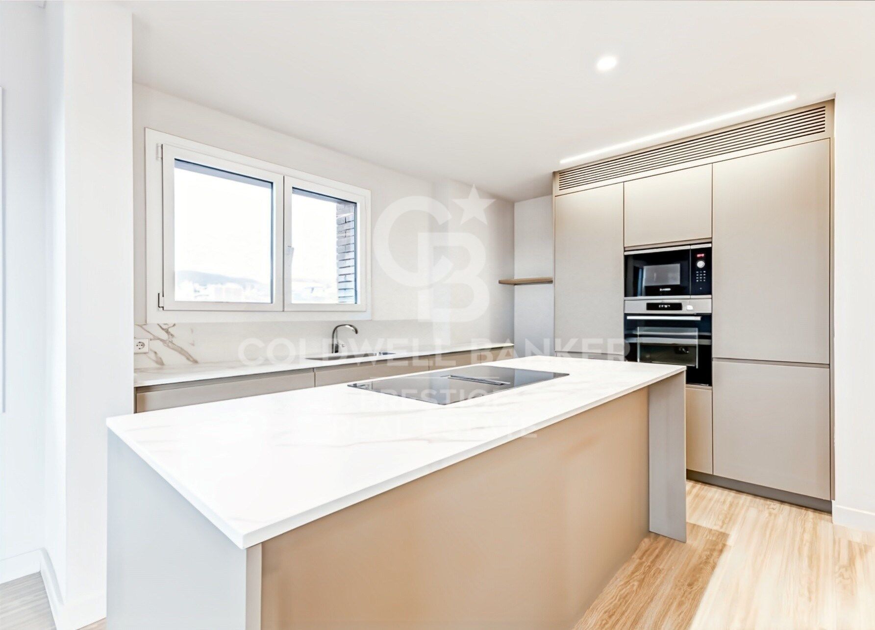 Appartement rénové avec terrasse à 'Passeig de Sant Joan, La Dreta de l'Eixample'