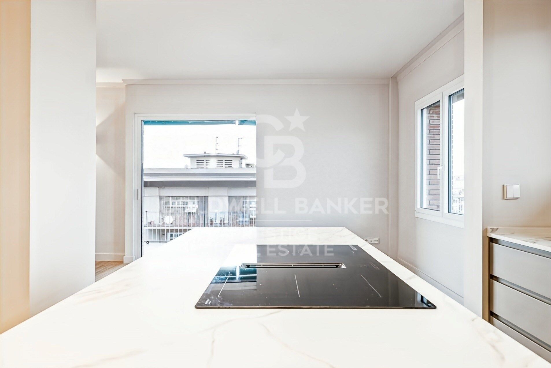 Newly renovated flat with a terrace in 'Passeig de Sant Joan, La Dreta de l'Eixample'