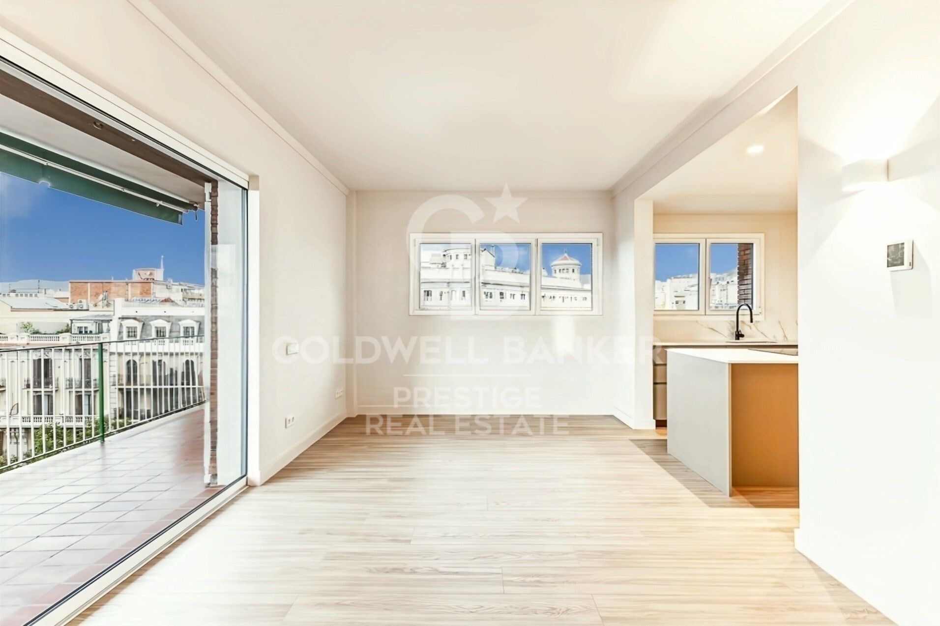 Newly renovated flat with a terrace in 'Passeig de Sant Joan, La Dreta de l'Eixample'