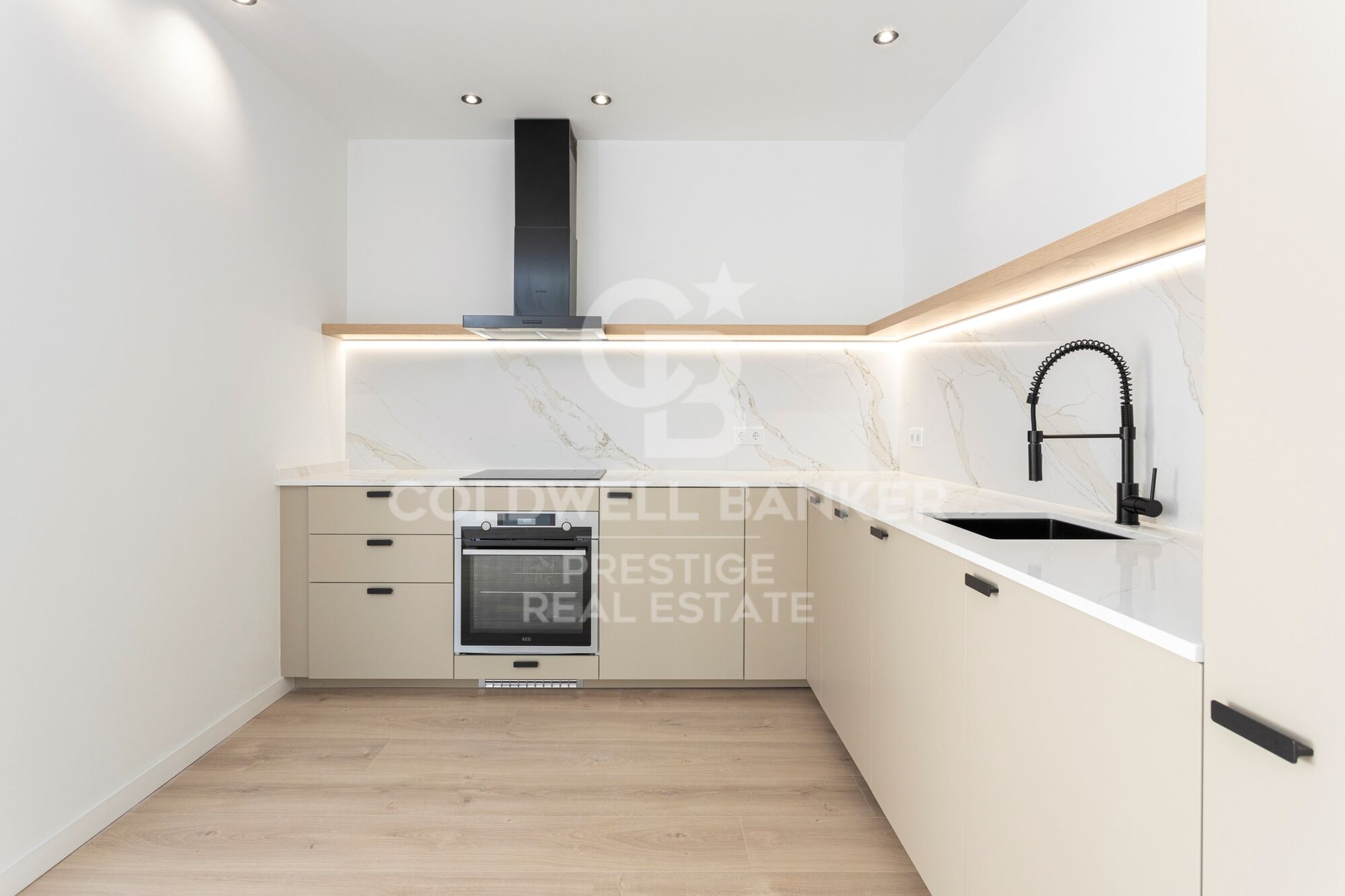 Espectacular piso con terraza y 4 habitaciones. 'L'Eixample de Barcelona'.