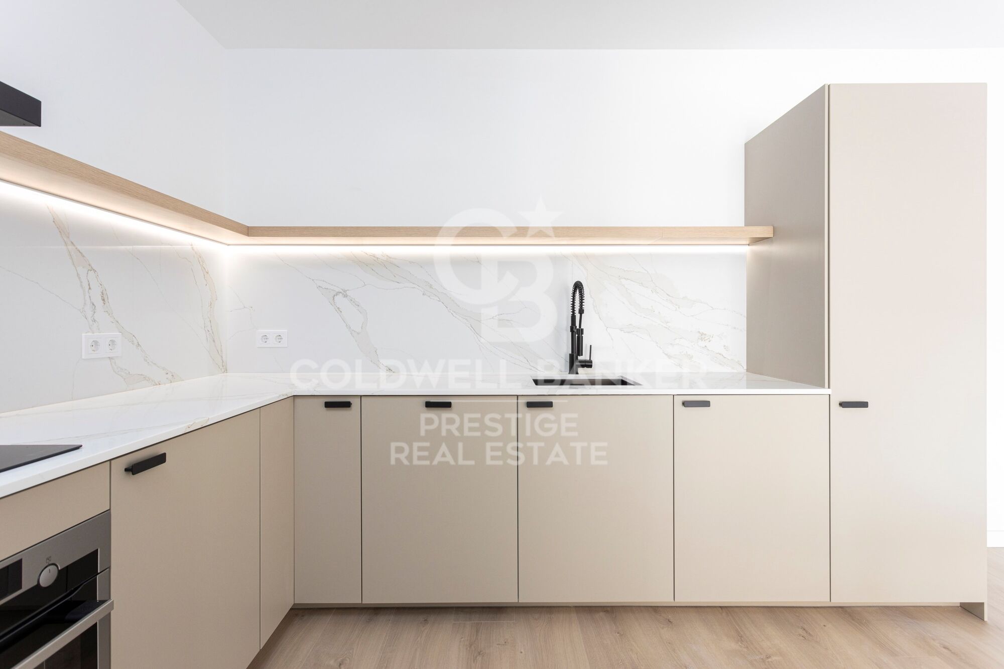 Espectacular piso con terraza y 4 habitaciones. 'L'Eixample de Barcelona'.