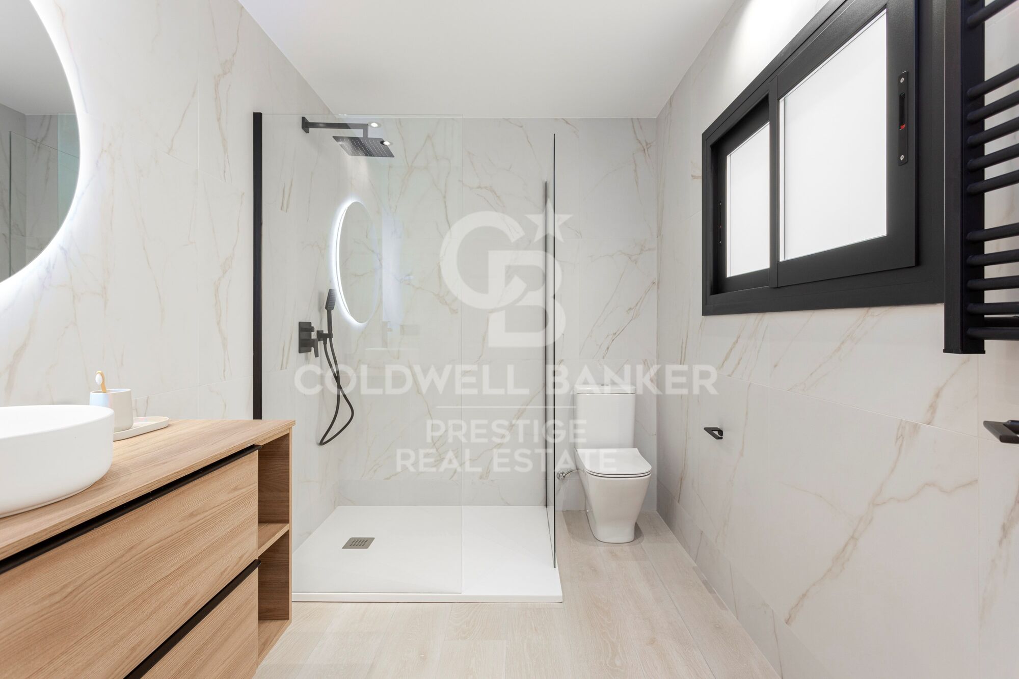 Espectacular piso con terraza y 4 habitaciones. 'L'Eixample de Barcelona'.