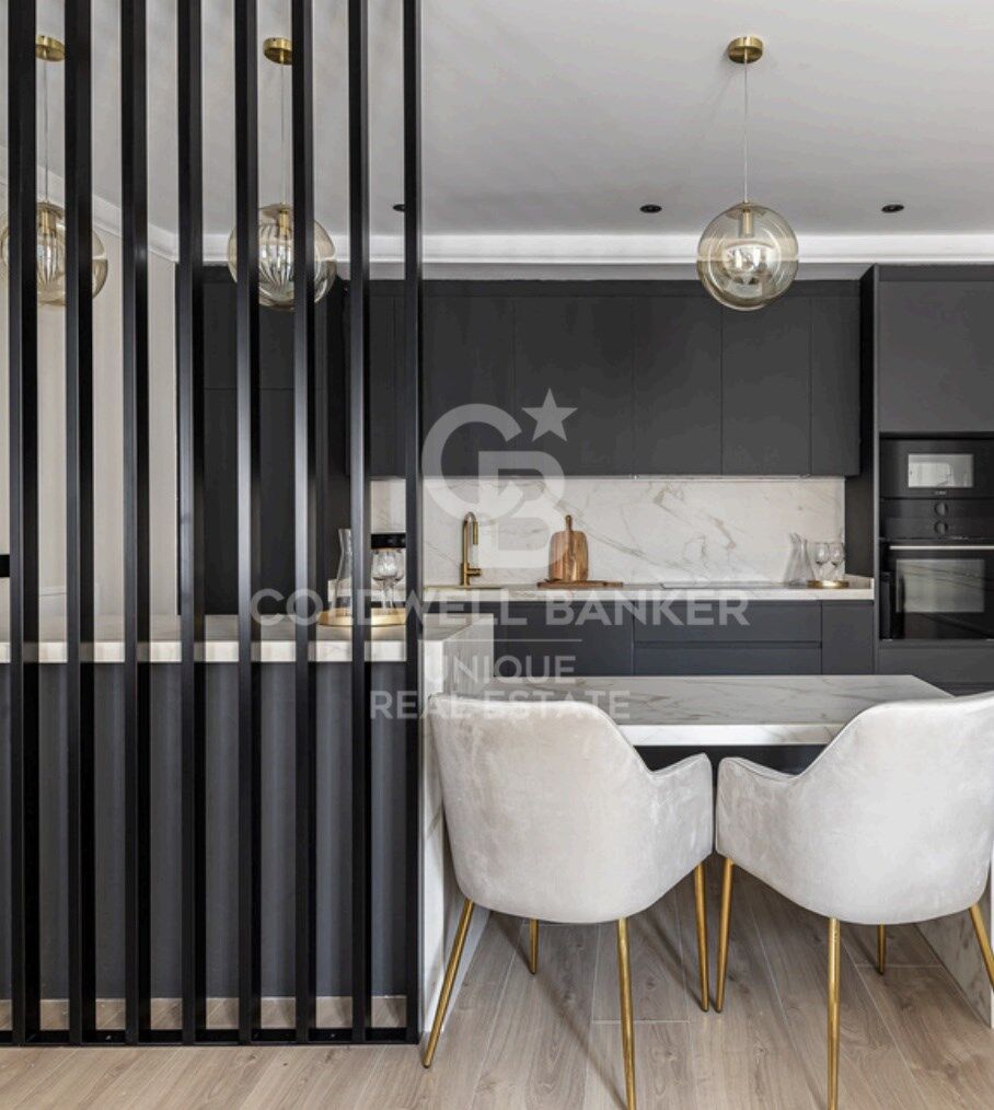 Eleganz und Design im Herzen von Chamberí: Atemberaubendes Haus in Almagro