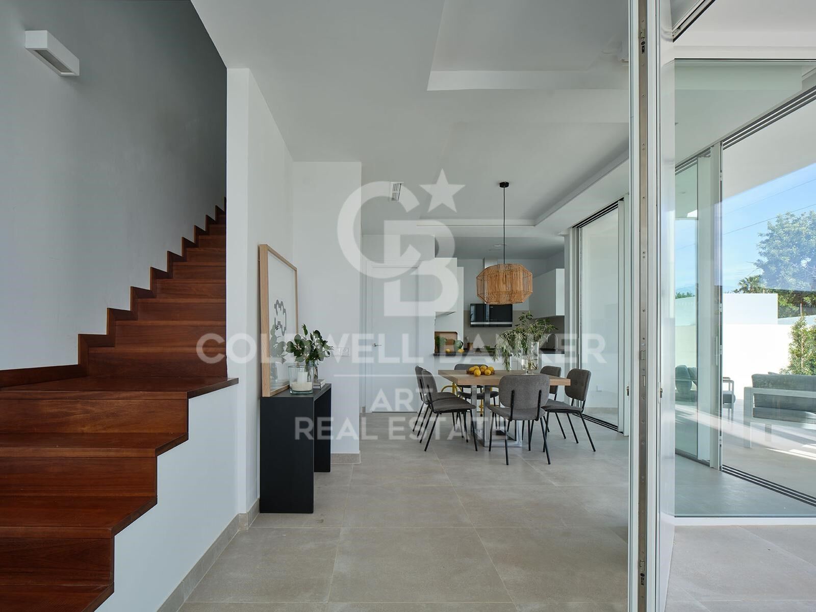 Preciosa villa de lujo a estrenar en Marbella
