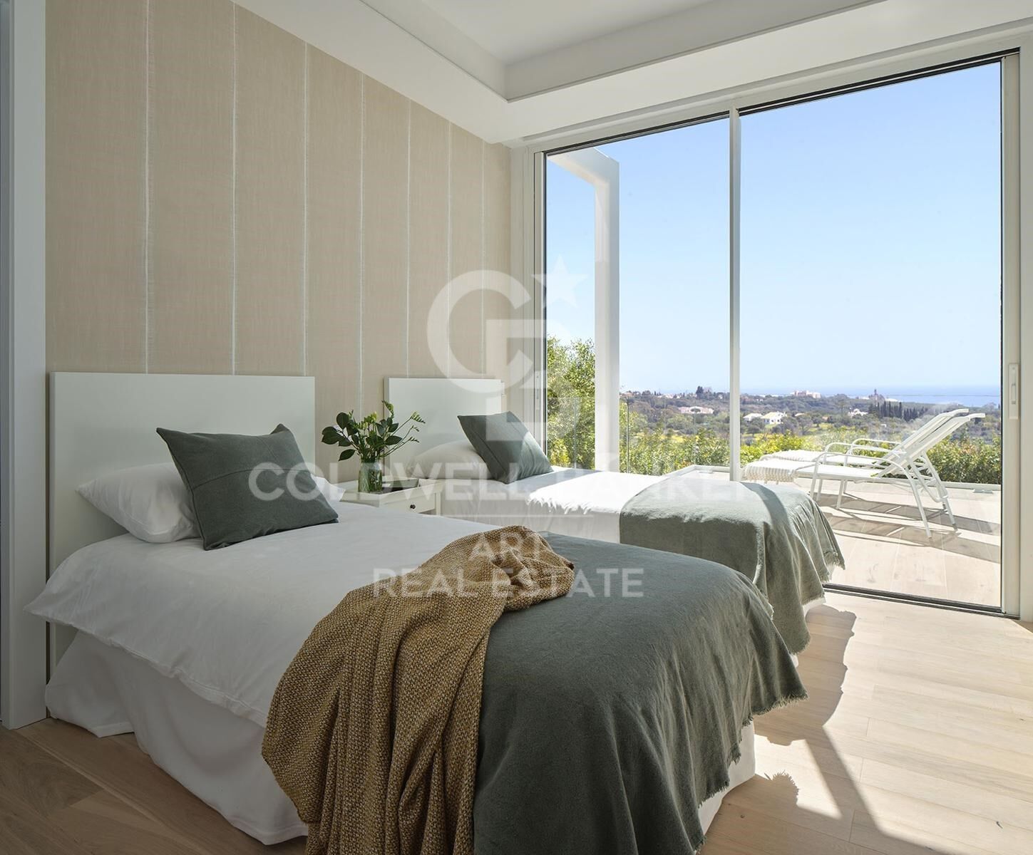 Preciosa villa de lujo a estrenar en Marbella