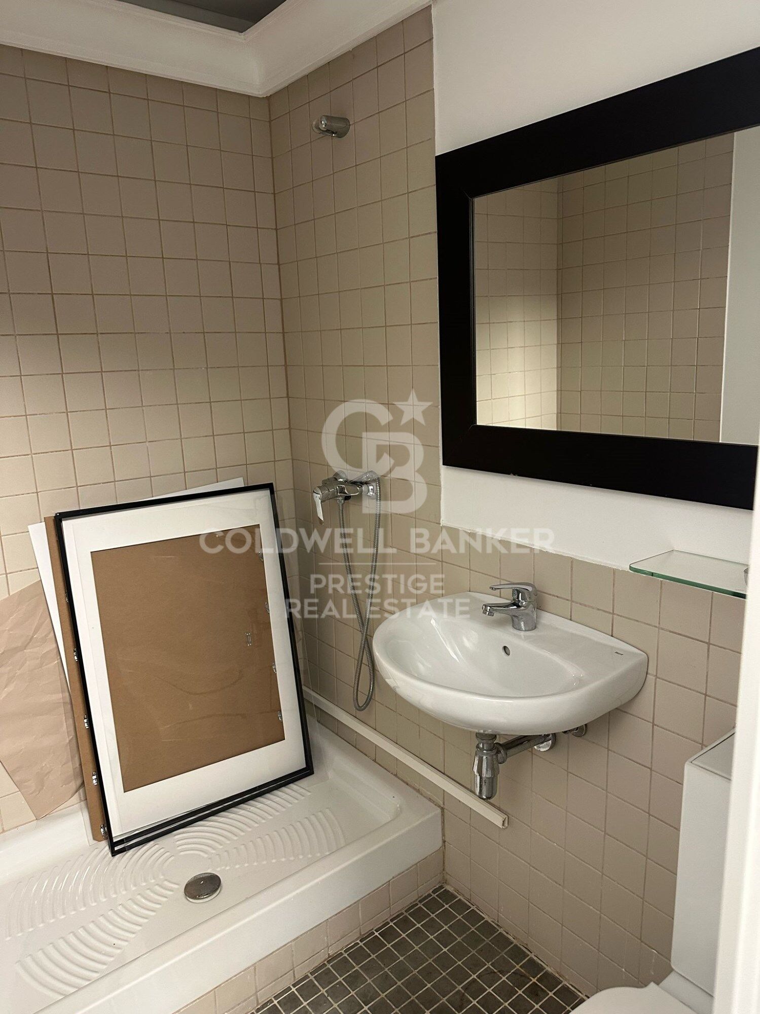 Local Gral Mitre-Mandri