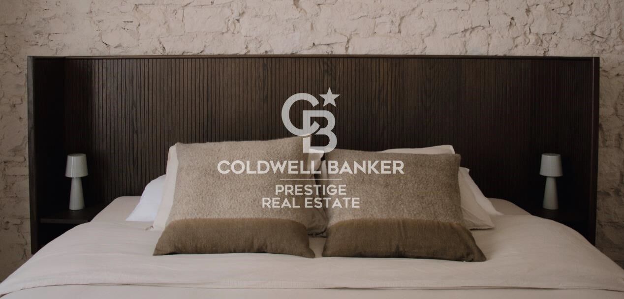 Building of 20 Remodeled Apartments in Profitability for Sale in Sant Pere