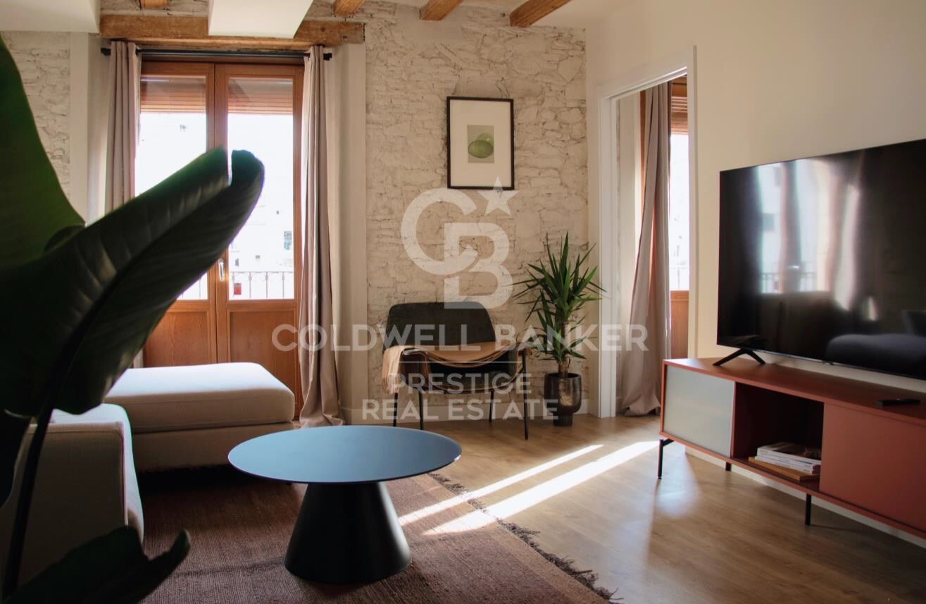 Building of 20 Remodeled Apartments in Profitability for Sale in Sant Pere