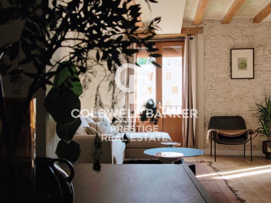 Building of 20 Remodeled Apartments in Profitability for Sale in Sant Pere