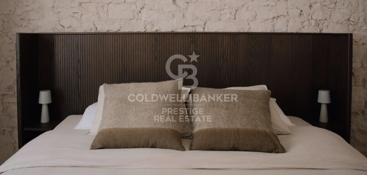 Building of 20 Remodeled Apartments in Profitability for Sale in Sant Pere