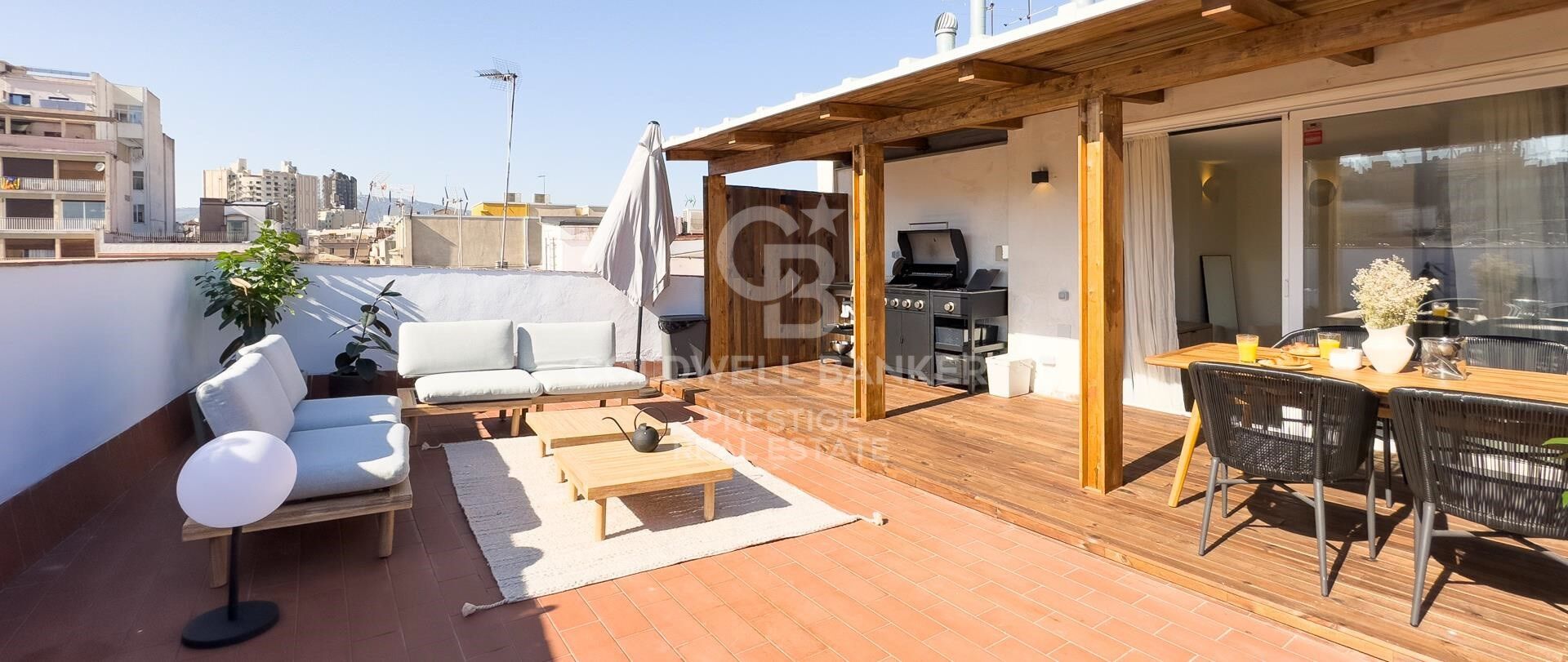 Gebäude mit 20 renovierten Wohnungen in Rentabilität zum Verkauf in Sant Pere