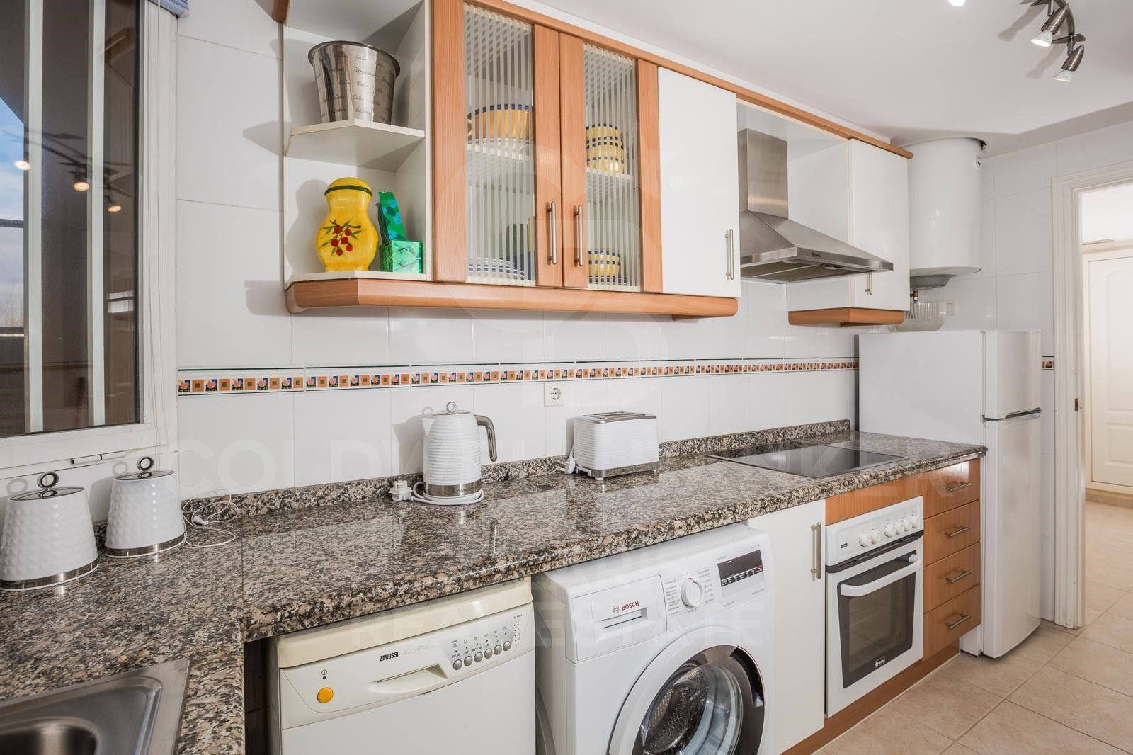 APPARTEMENT EXCLUSIF À JÁVEA - À 200M DE LA PLAGE DE L'ARENAL