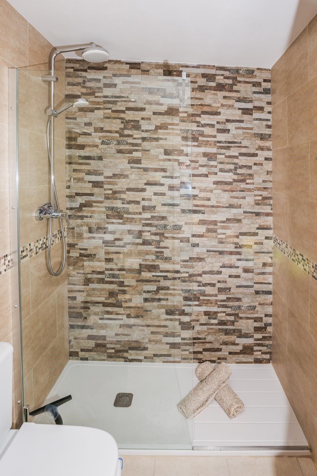 APPARTEMENT EXCLUSIF À JÁVEA - À 200M DE LA PLAGE DE L'ARENAL