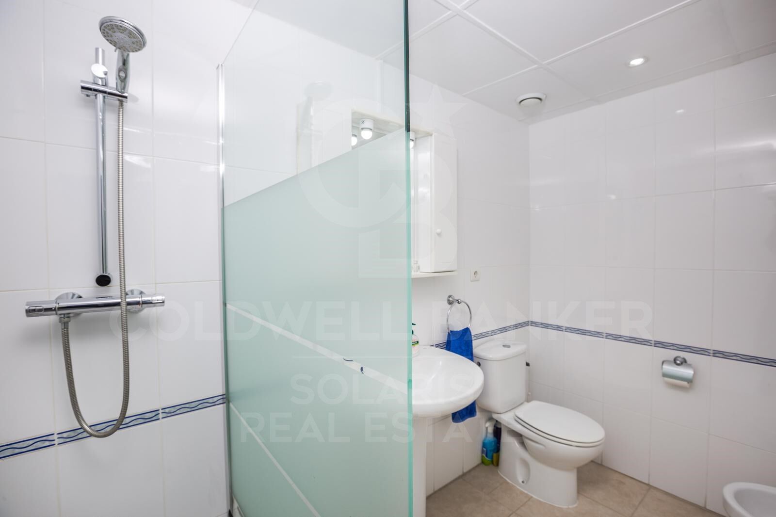 APPARTEMENT EXCLUSIF À JÁVEA - À 200M DE LA PLAGE DE L'ARENAL