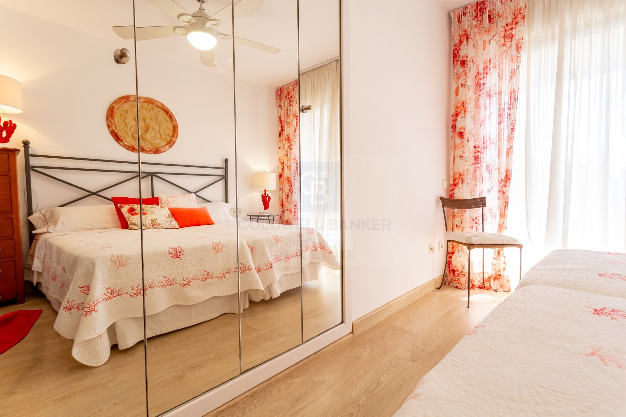 Frontline duplex with sea views in Torredembarra