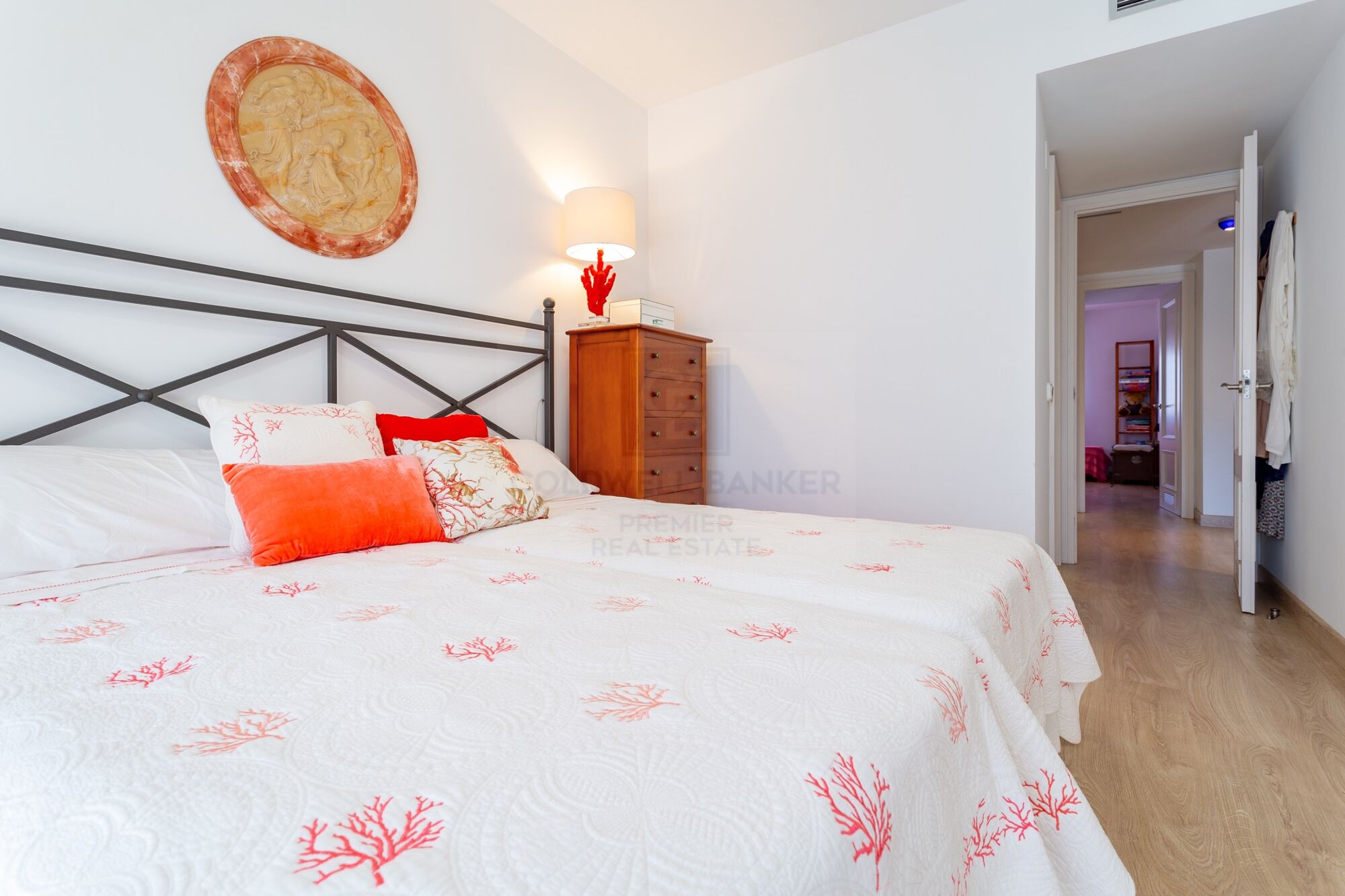 Frontline duplex with sea views in Torredembarra