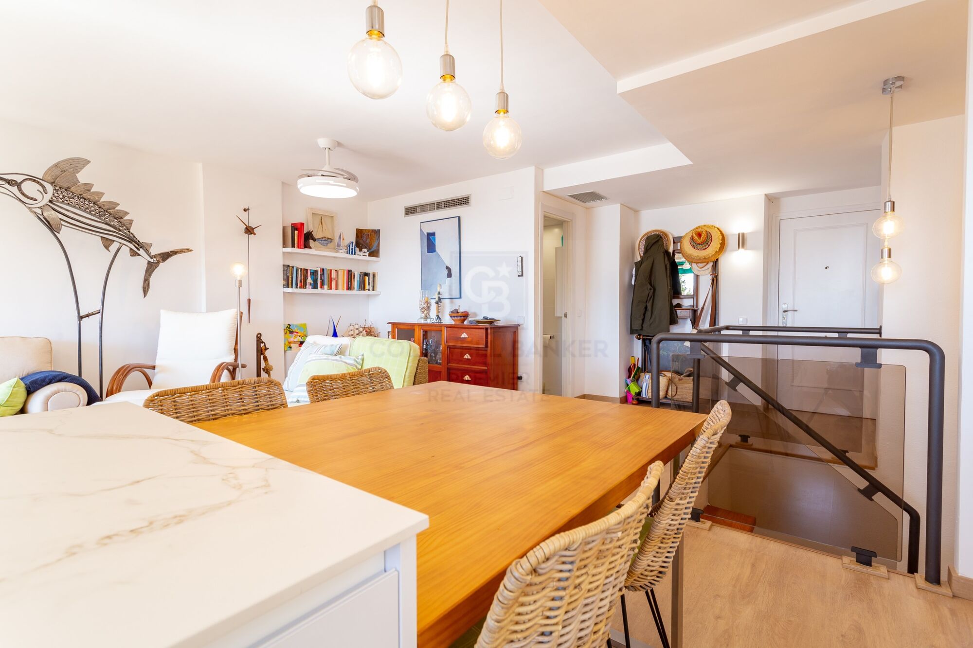 Frontline duplex with sea views in Torredembarra