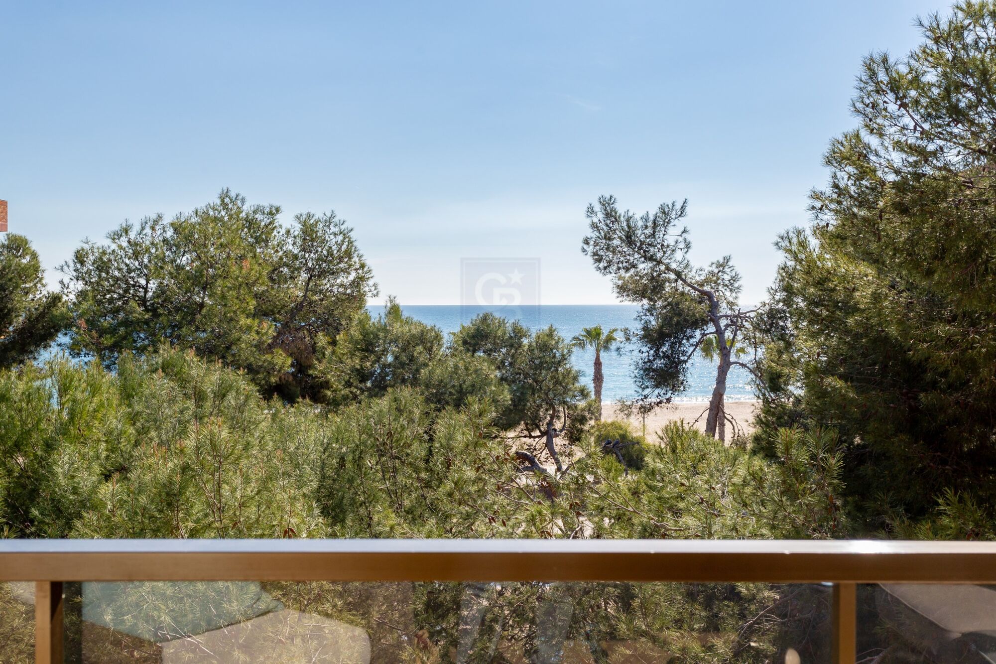 Frontline duplex with sea views in Torredembarra