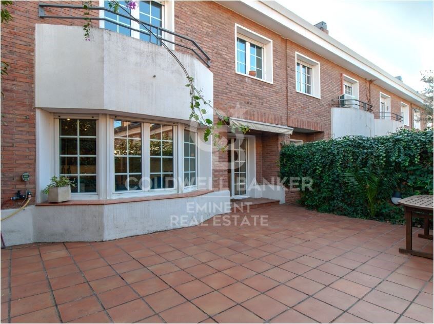 House 5 Bedrooms Sale Esplugues de Llobregat