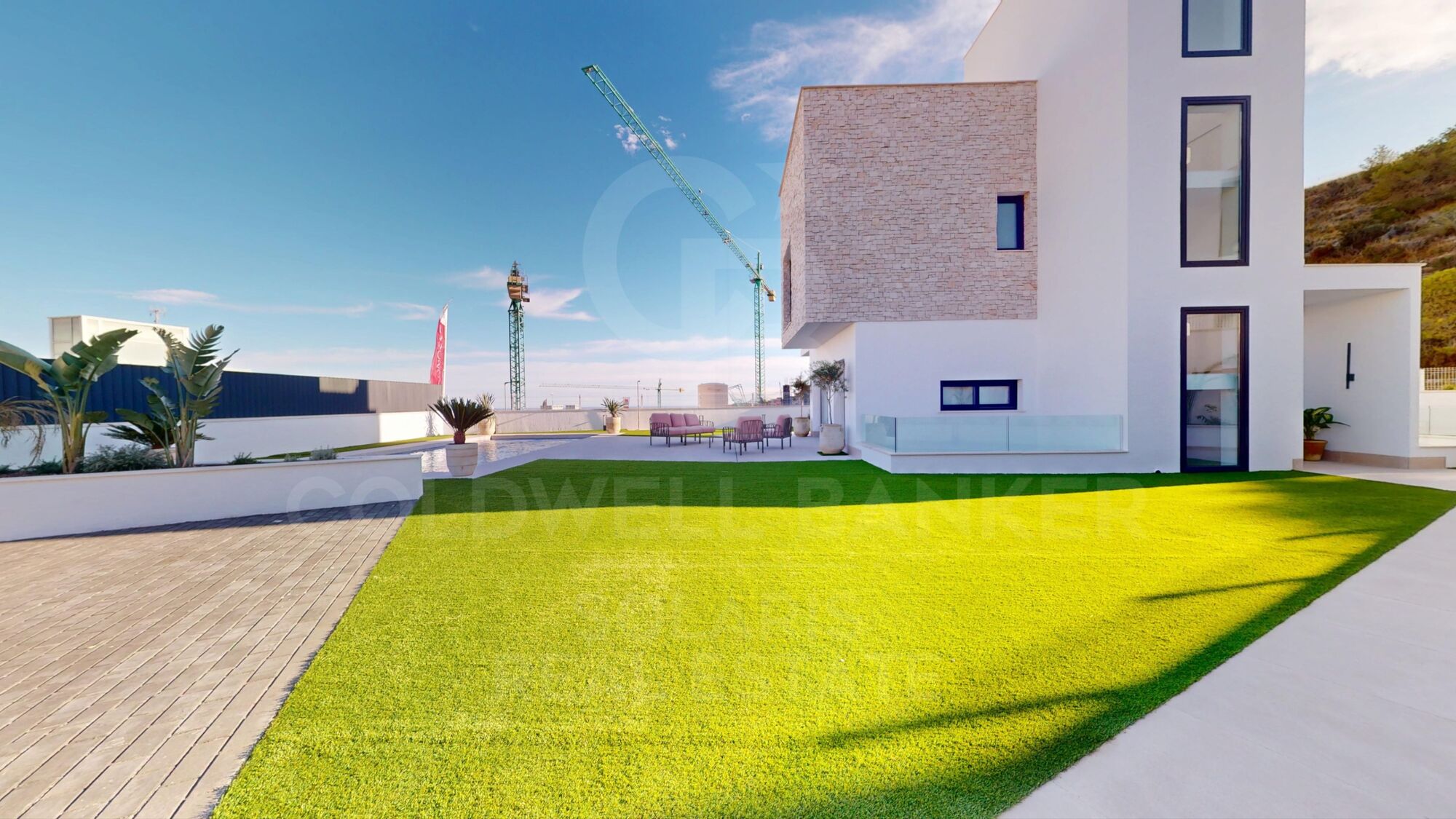 Luxurious Brand New Villa Close to Golf Resort Bahia