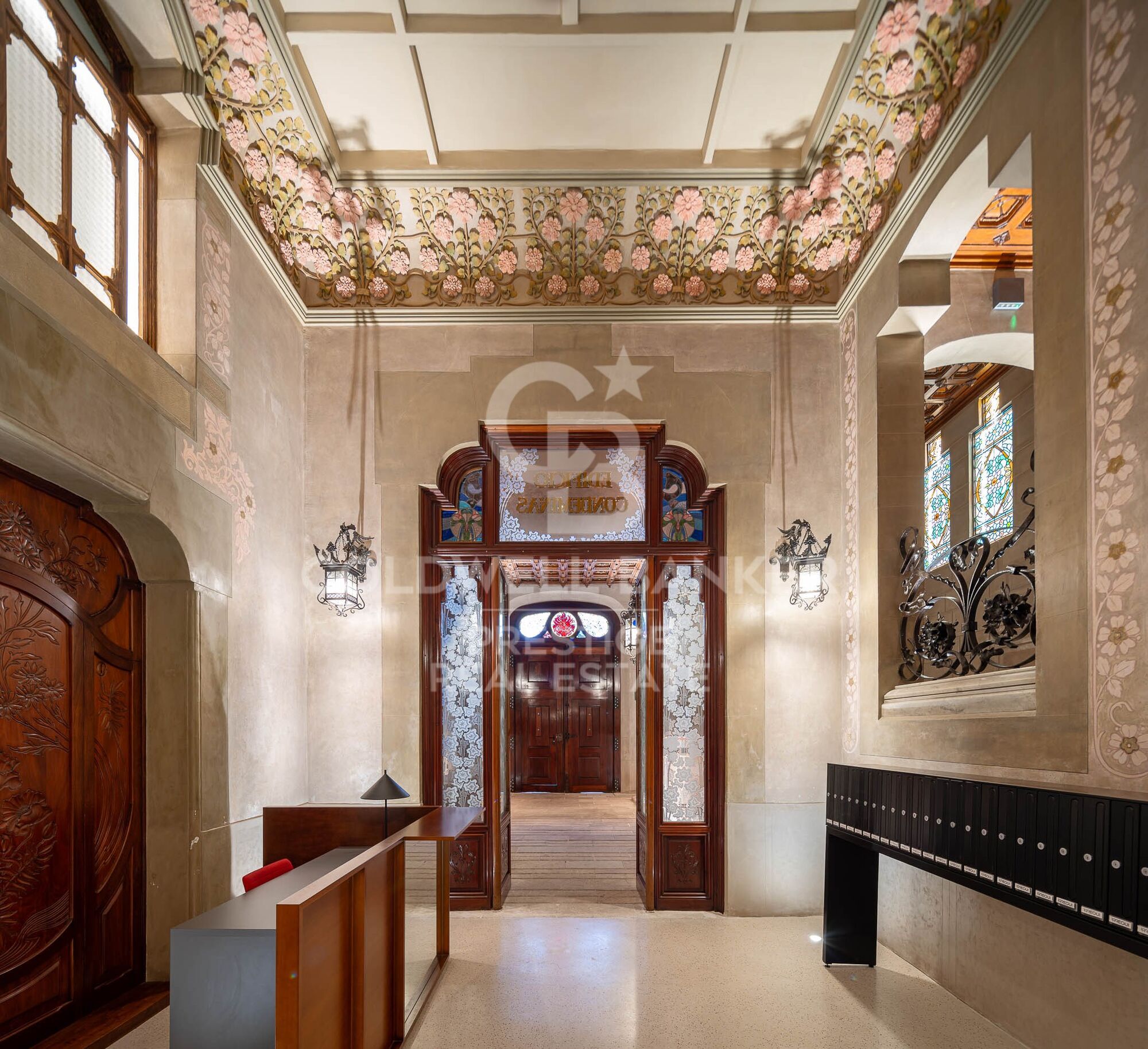 Last penthouse facing the Port of Barcelona.