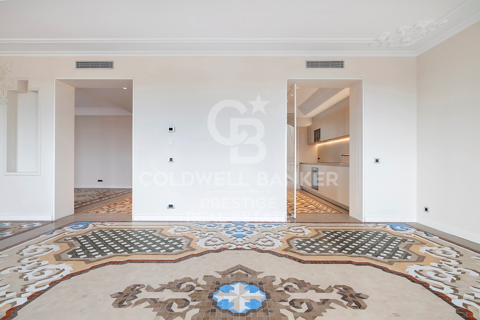 Last penthouse facing the Port of Barcelona.