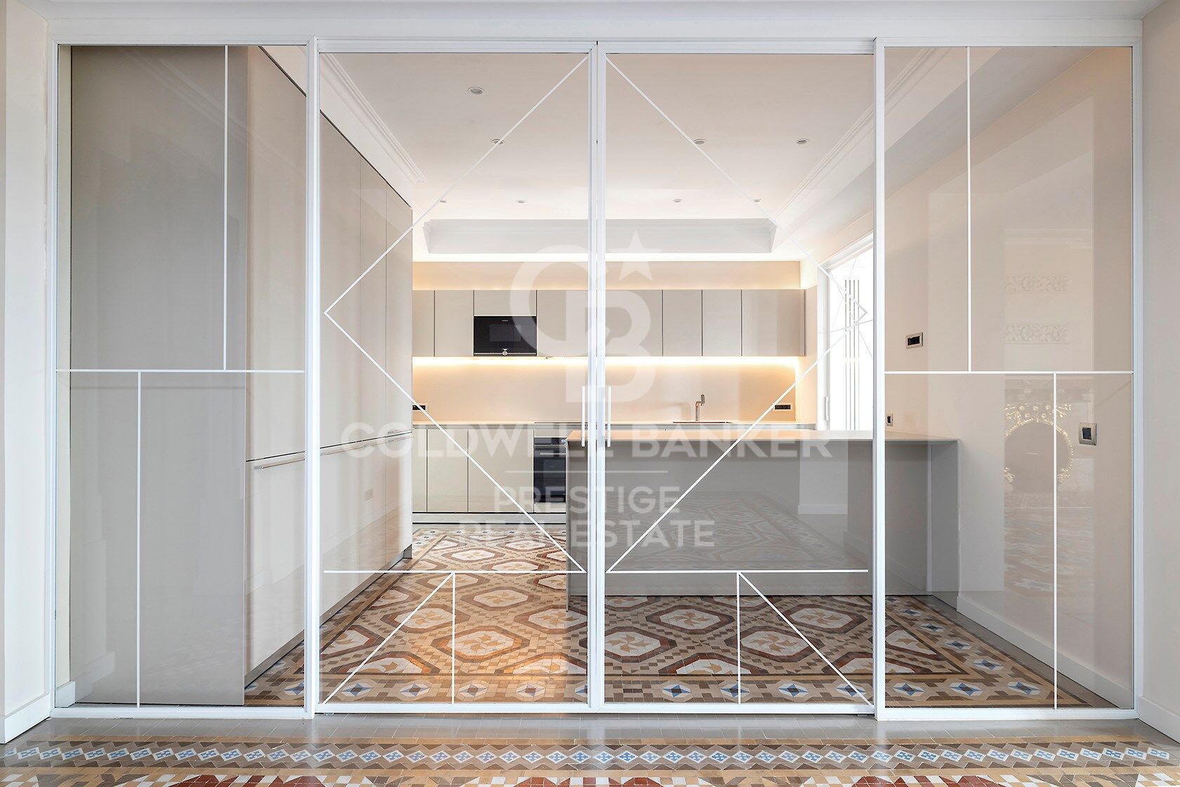 Last penthouse facing the Port of Barcelona.