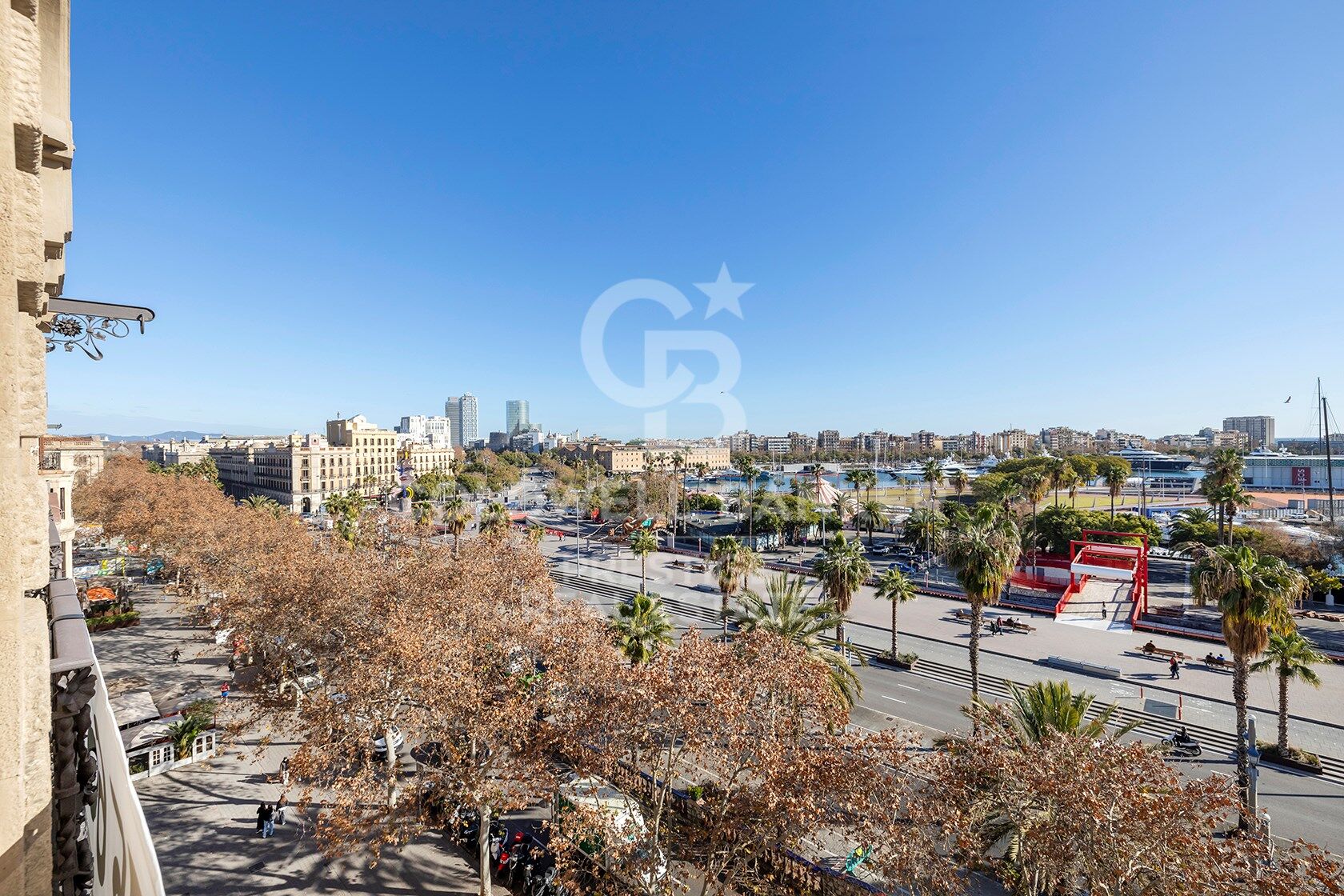 Letztes Penthouse mit Blick auf den Hafen von Barcelona
