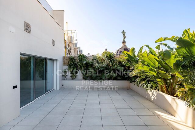 Letztes Penthouse mit Blick auf den Hafen von Barcelona
