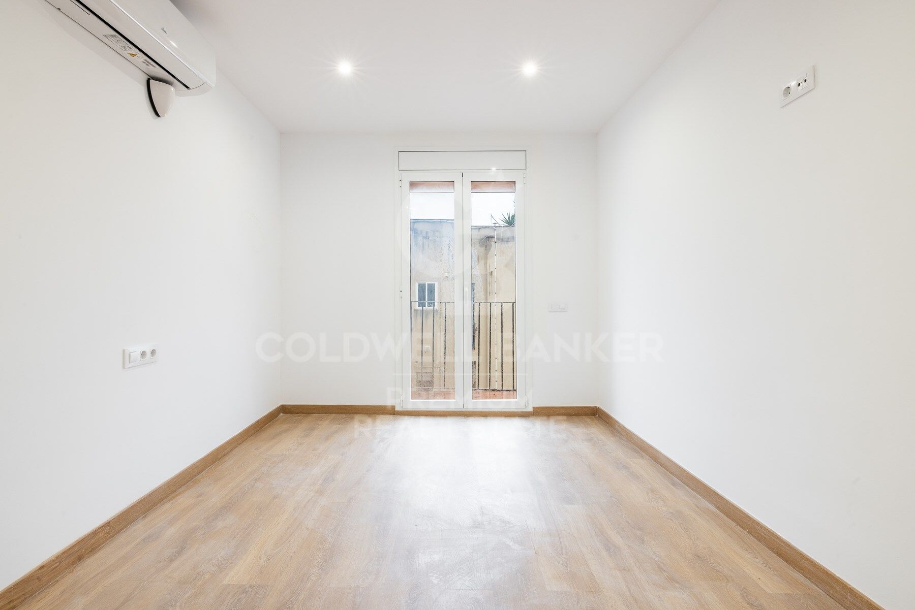 Penthouse 4 Bedrooms Sale Barcelona