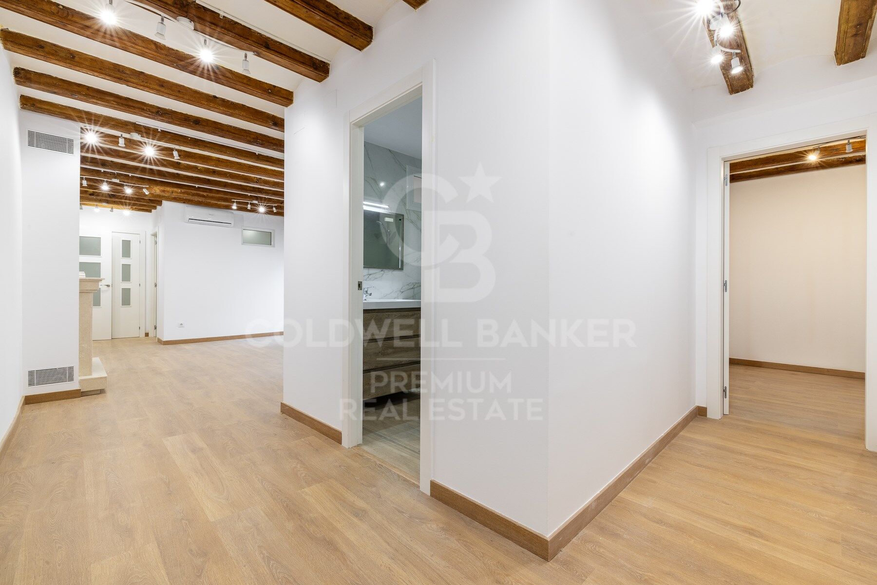 Penthouse 4 Bedrooms Sale Barcelona