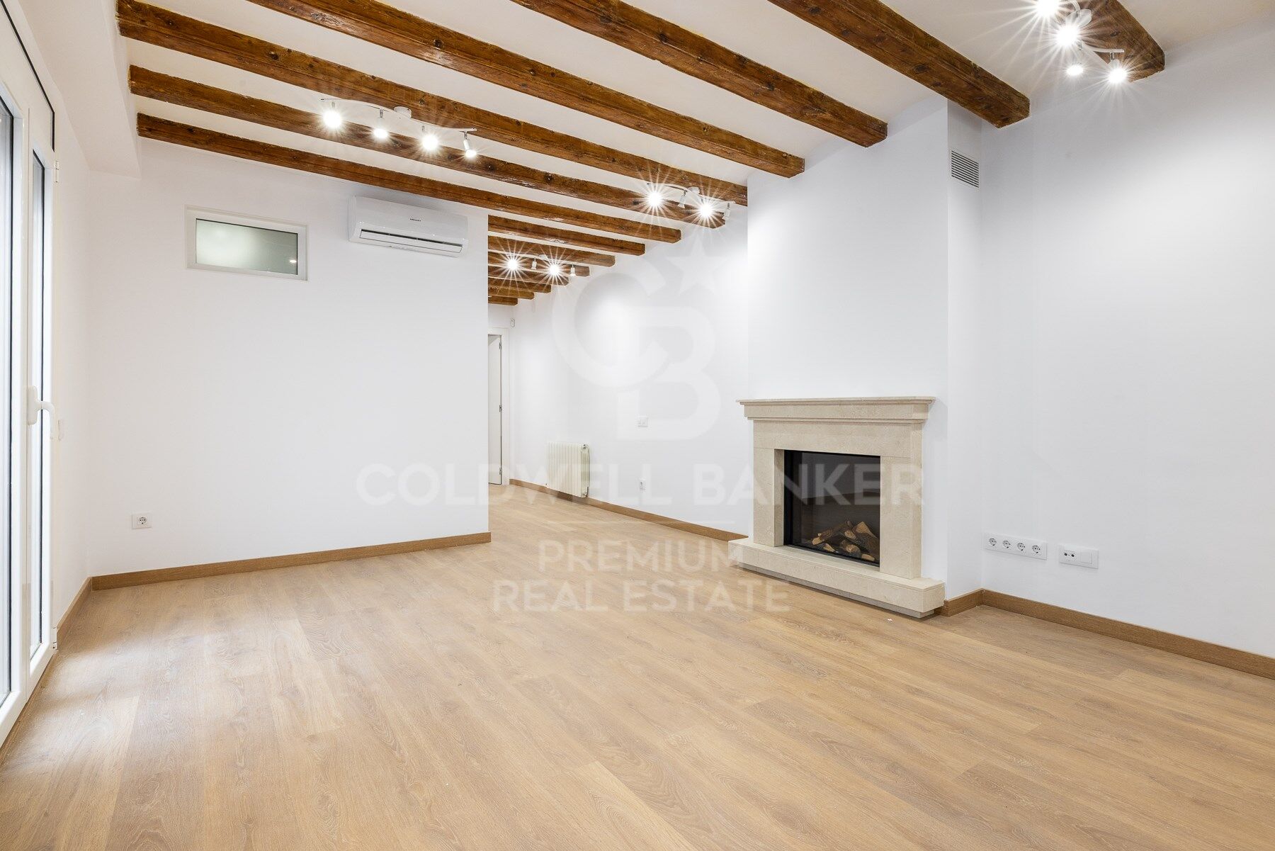 Penthouse 4 Bedrooms Sale Barcelona