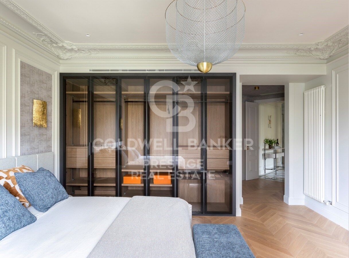 Appartement élégant et intemporel dans la rue Consell de Cent, Barcelone