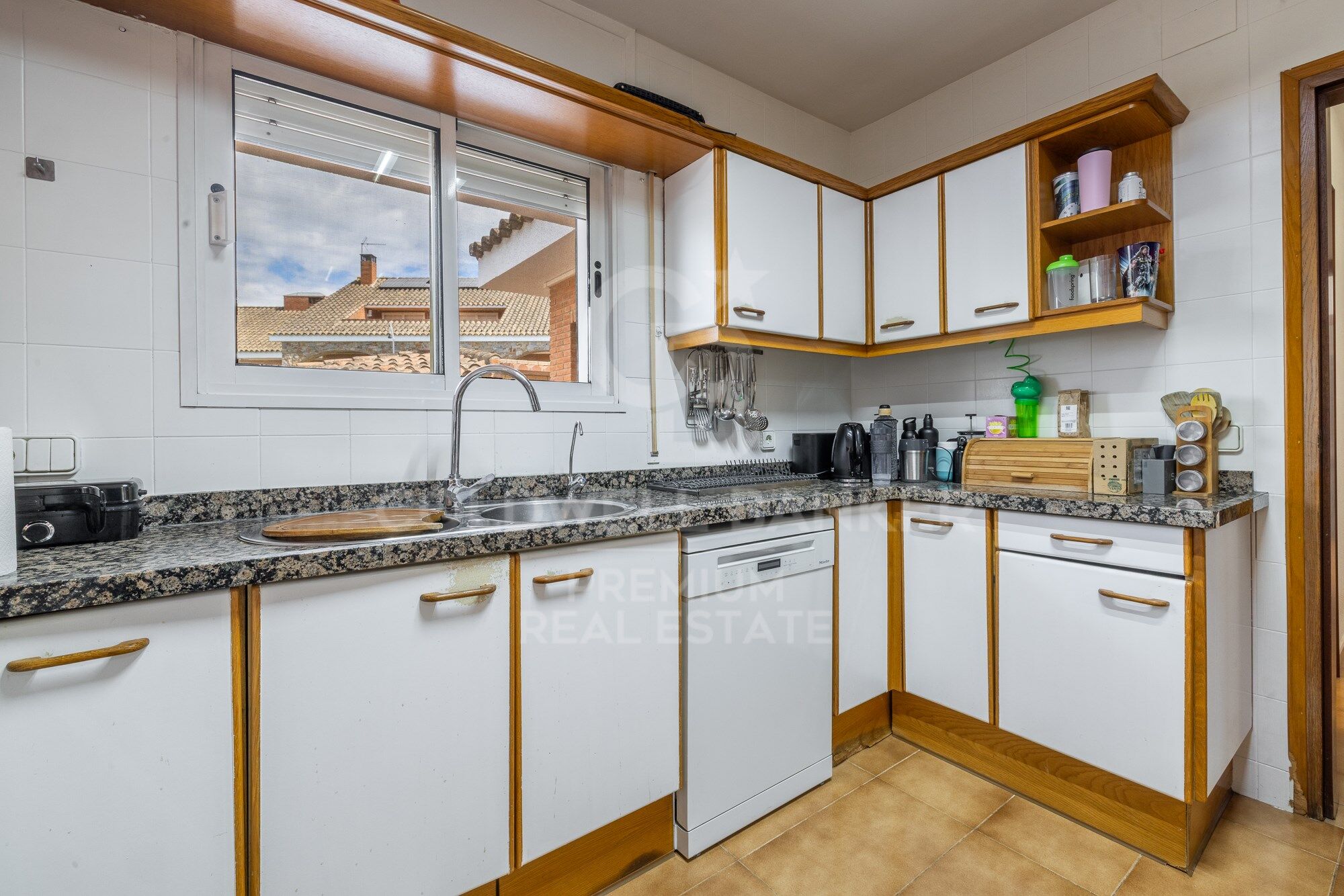 SPEKTAKULÄRES UND NACHHALTIGES HAUS IN BELLATERRA