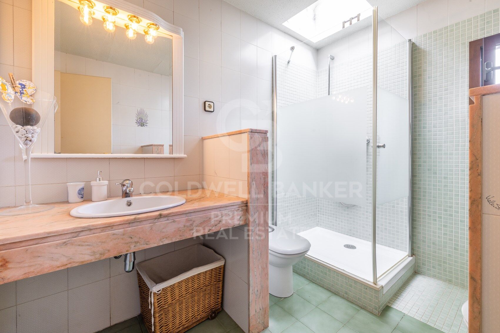 WUNDERSCHONES HAUS IN SUDGEZEICHNETER LAGE IN BELLATERRA