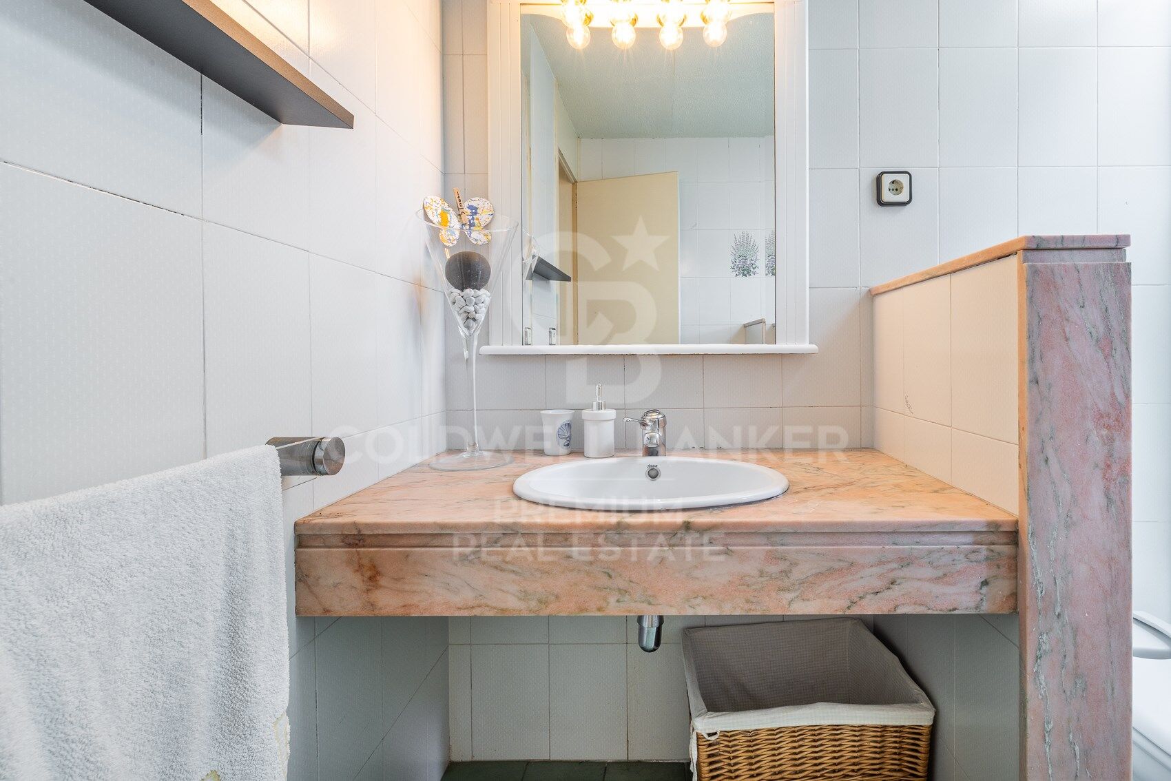 WUNDERSCHONES HAUS IN SUDGEZEICHNETER LAGE IN BELLATERRA