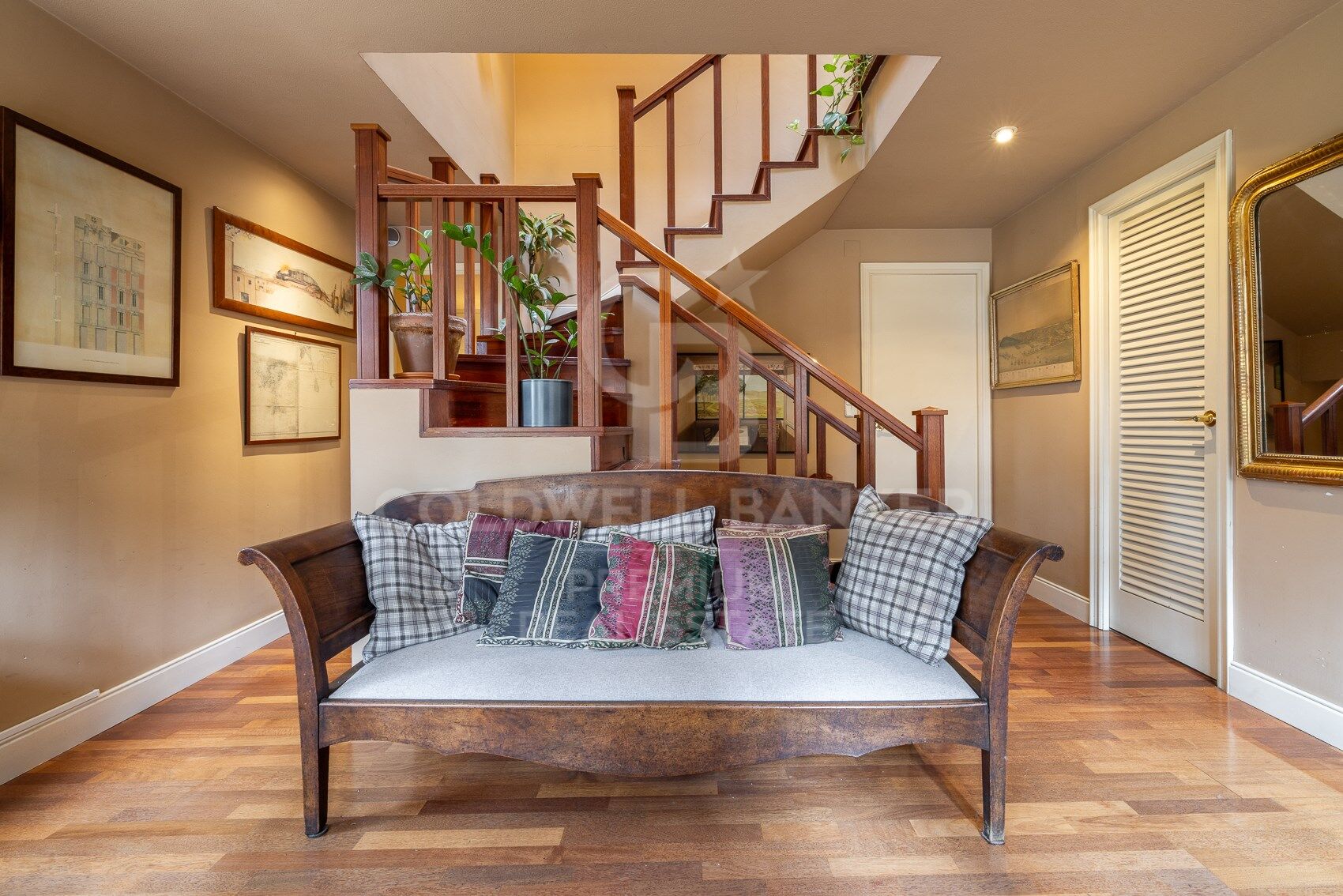 WUNDERSCHONES HAUS IN SUDGEZEICHNETER LAGE IN BELLATERRA