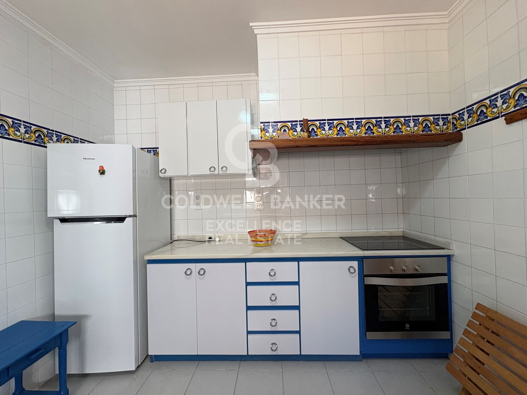 Charming Village House in Xeresa - 240 m², 5 Bedrooms and Great Potential