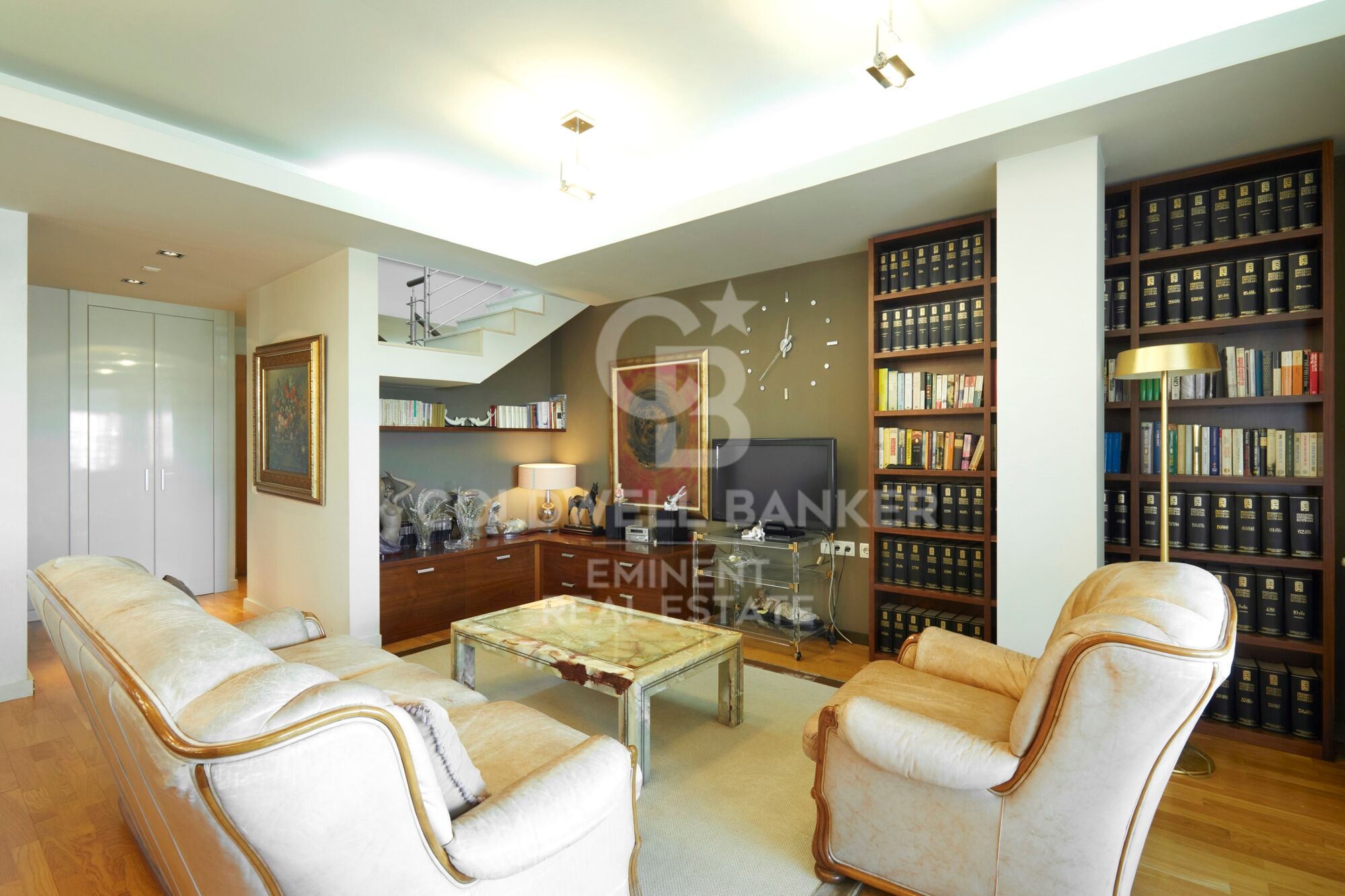 Ático Dúplex Exclusivo en Sarrià con Terraza Panorámica y Vistas Espectaculares.