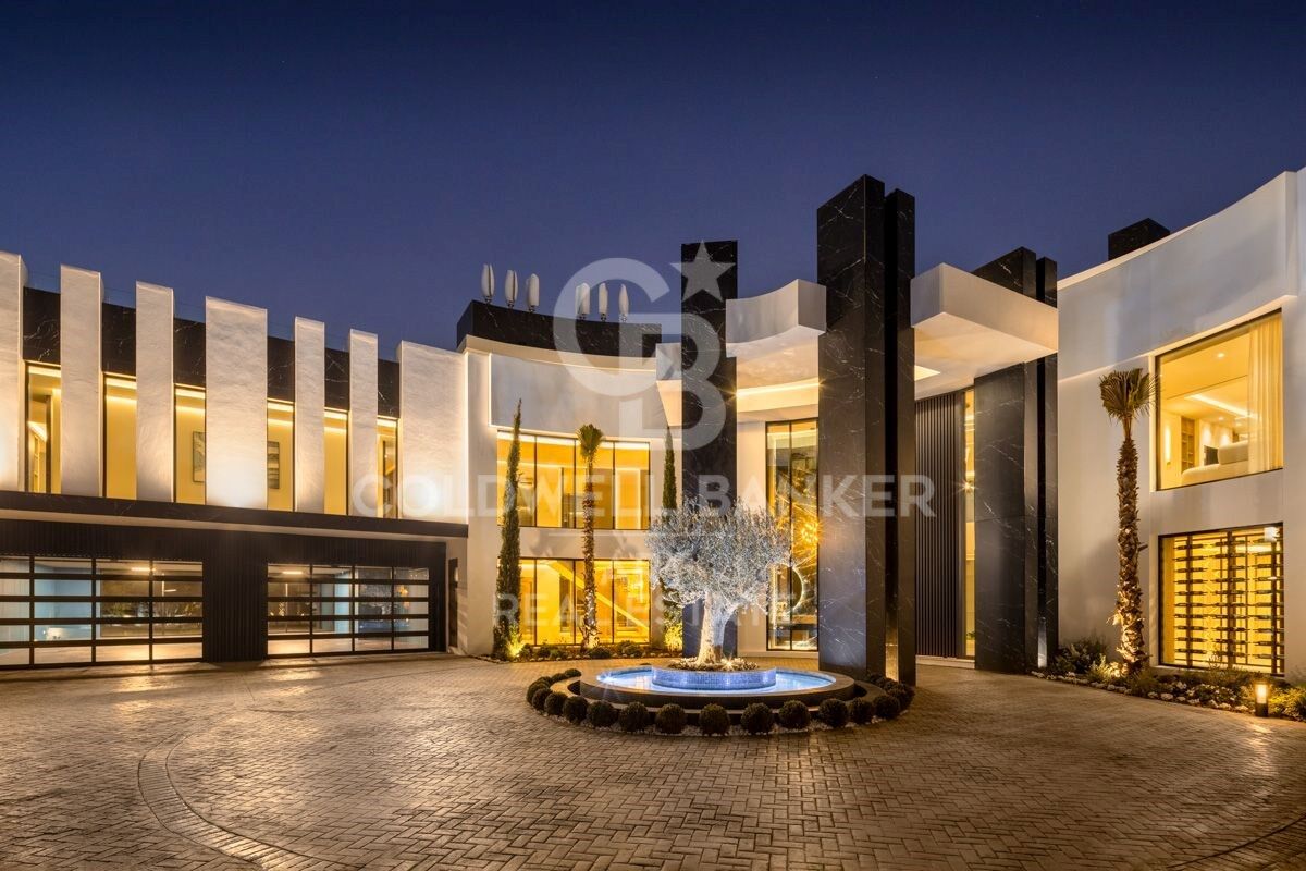 Exceptional one-of-a-kind villa with unobstructed panoramic views in La Zagaleta