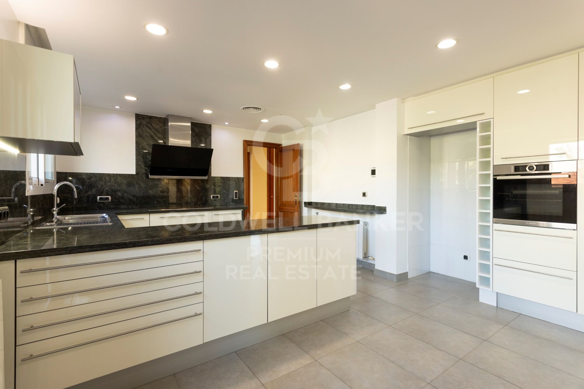 Spaciousness, elegance and functionality.