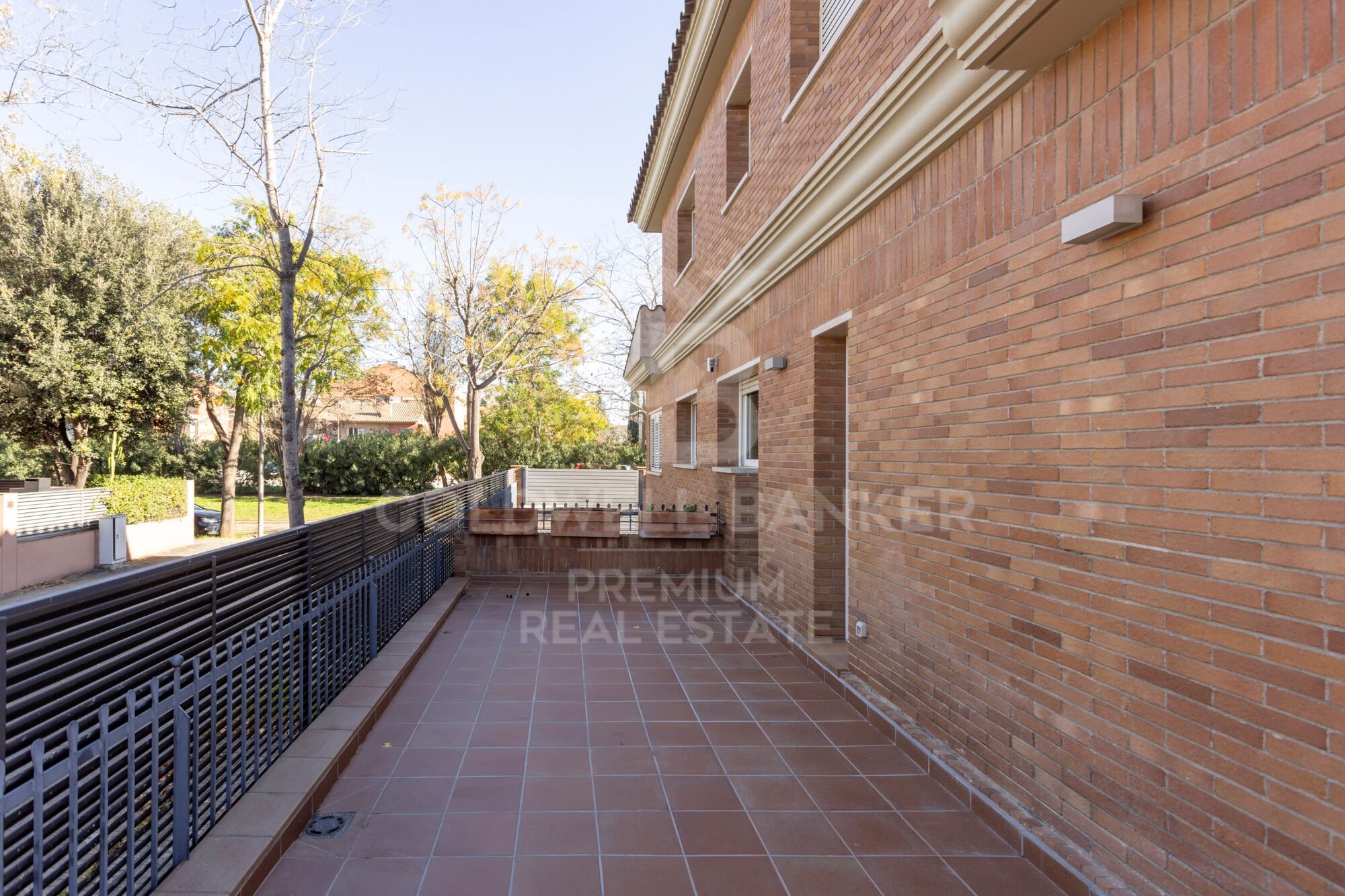 Spaciousness, elegance and functionality.