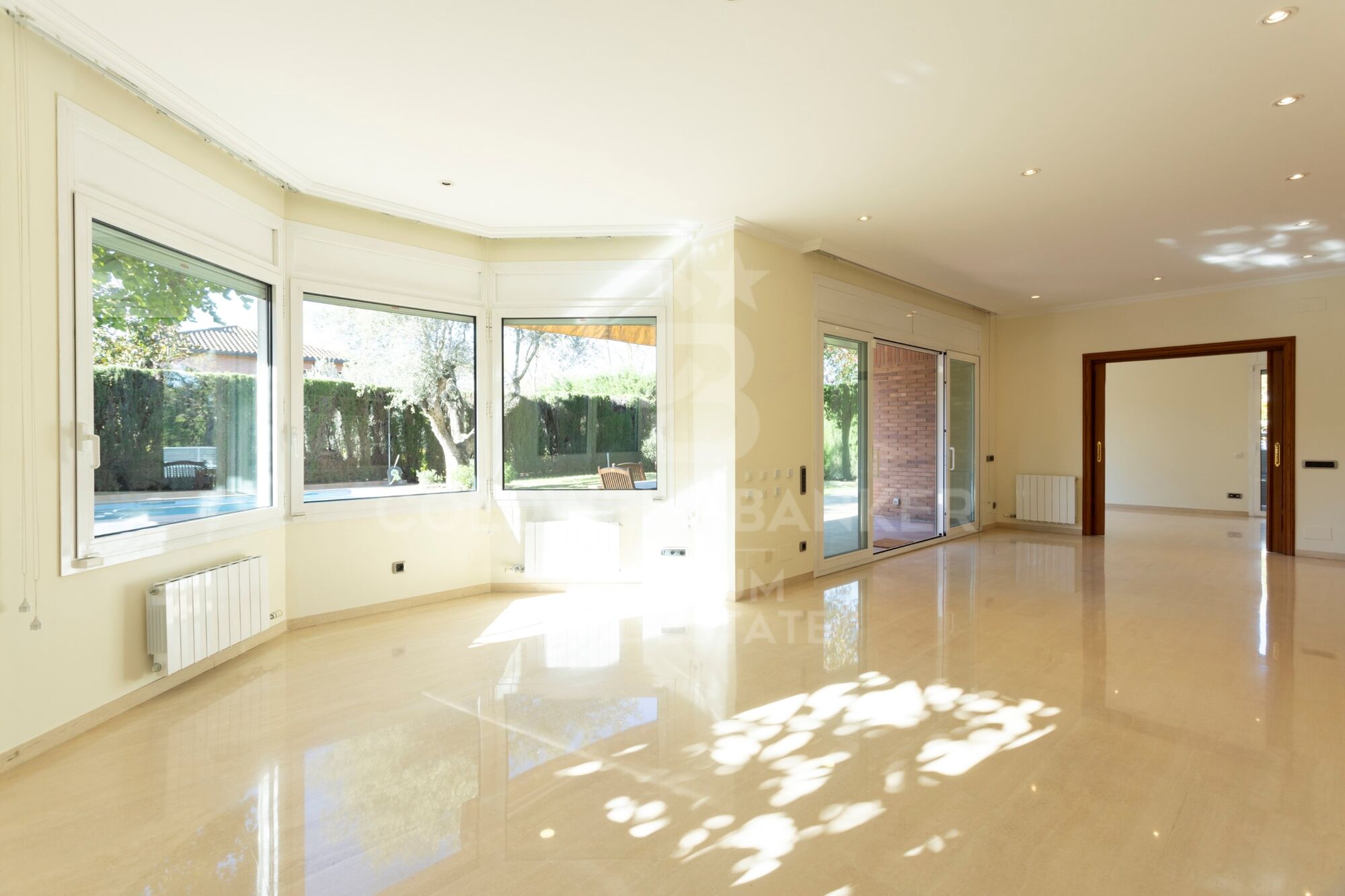 Spaciousness, elegance and functionality.